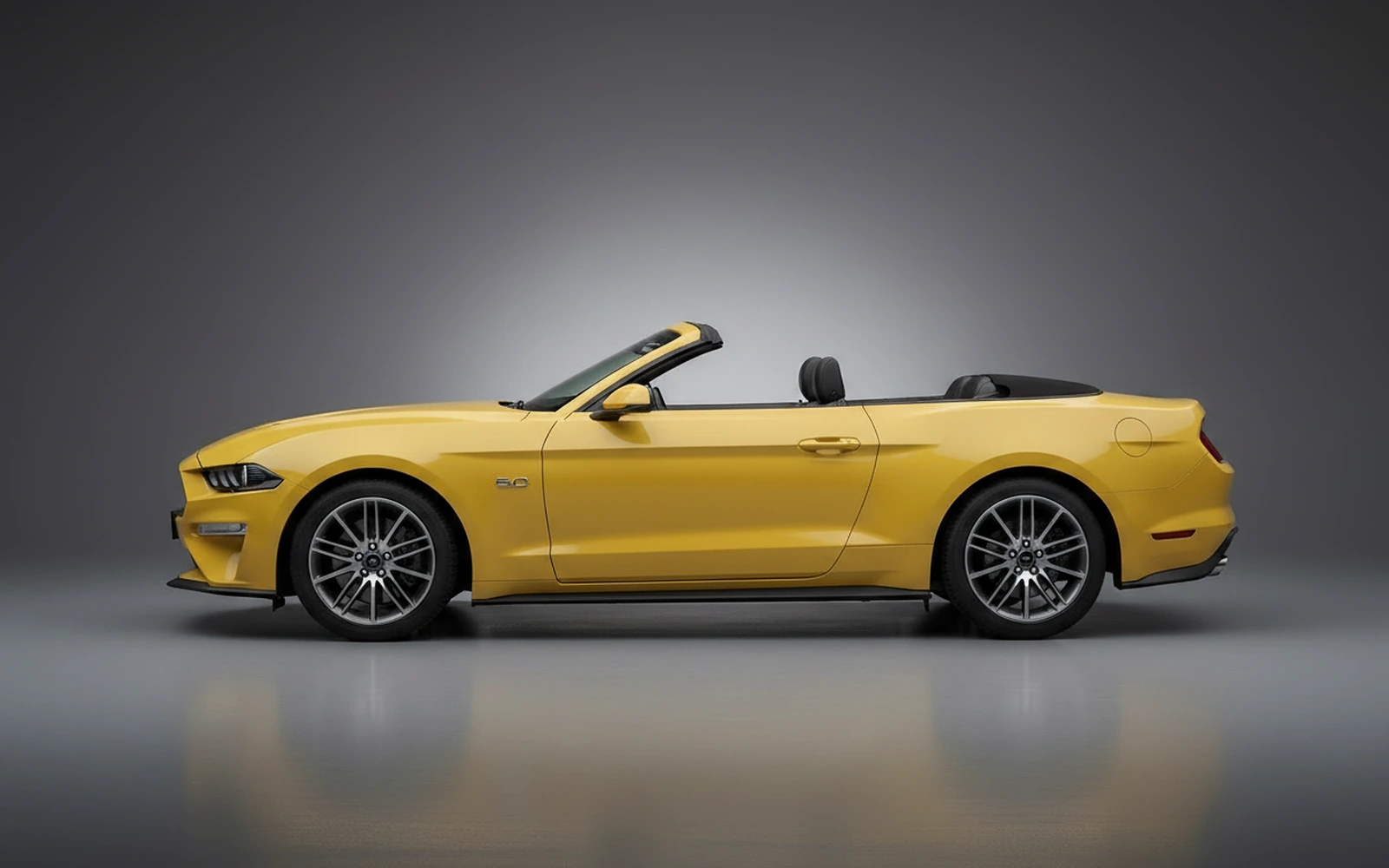 Ford Mustang Convertible Yellow 2021 — exterior rear view