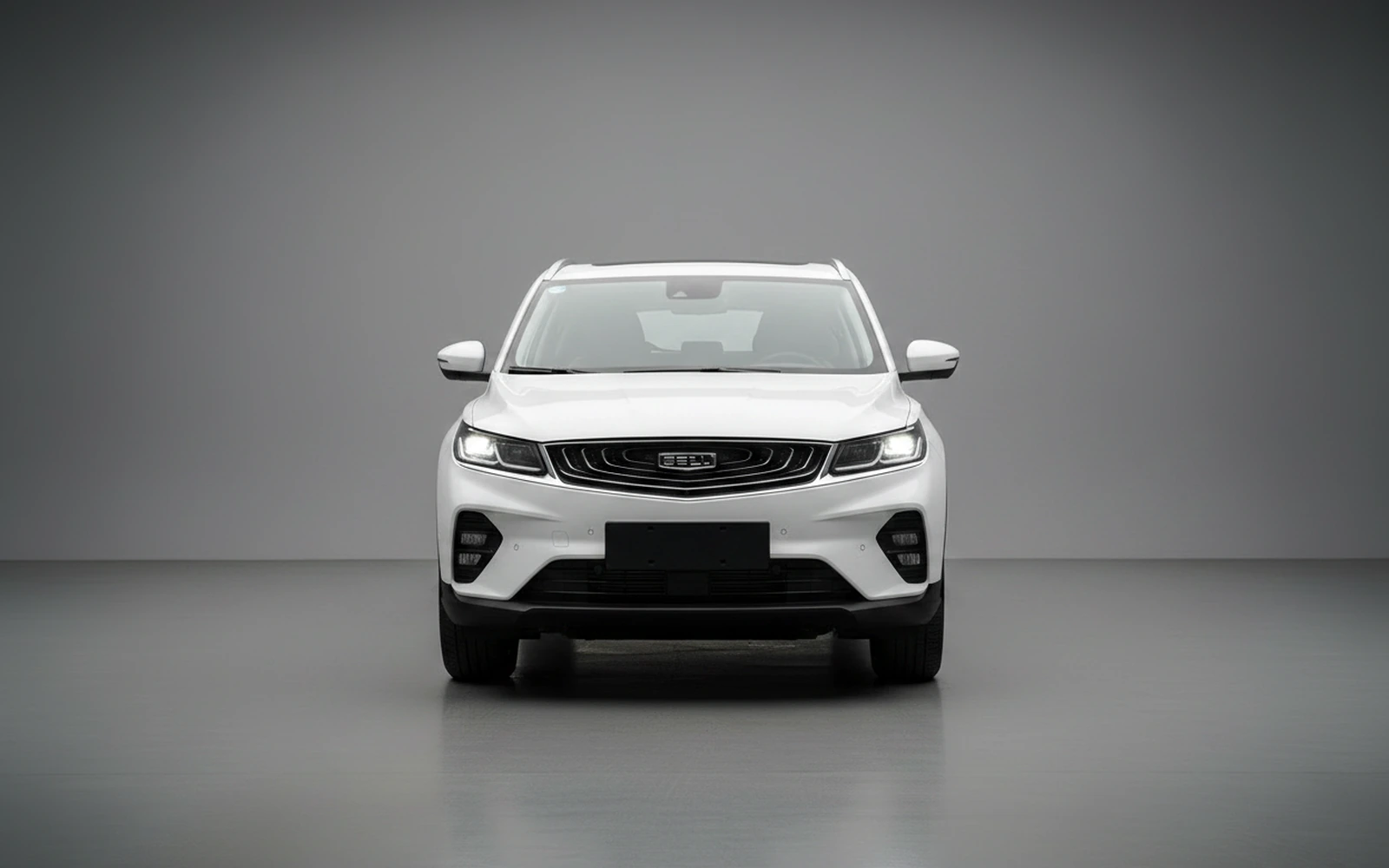 Geely Coolray GF White 2024 — exterior side view