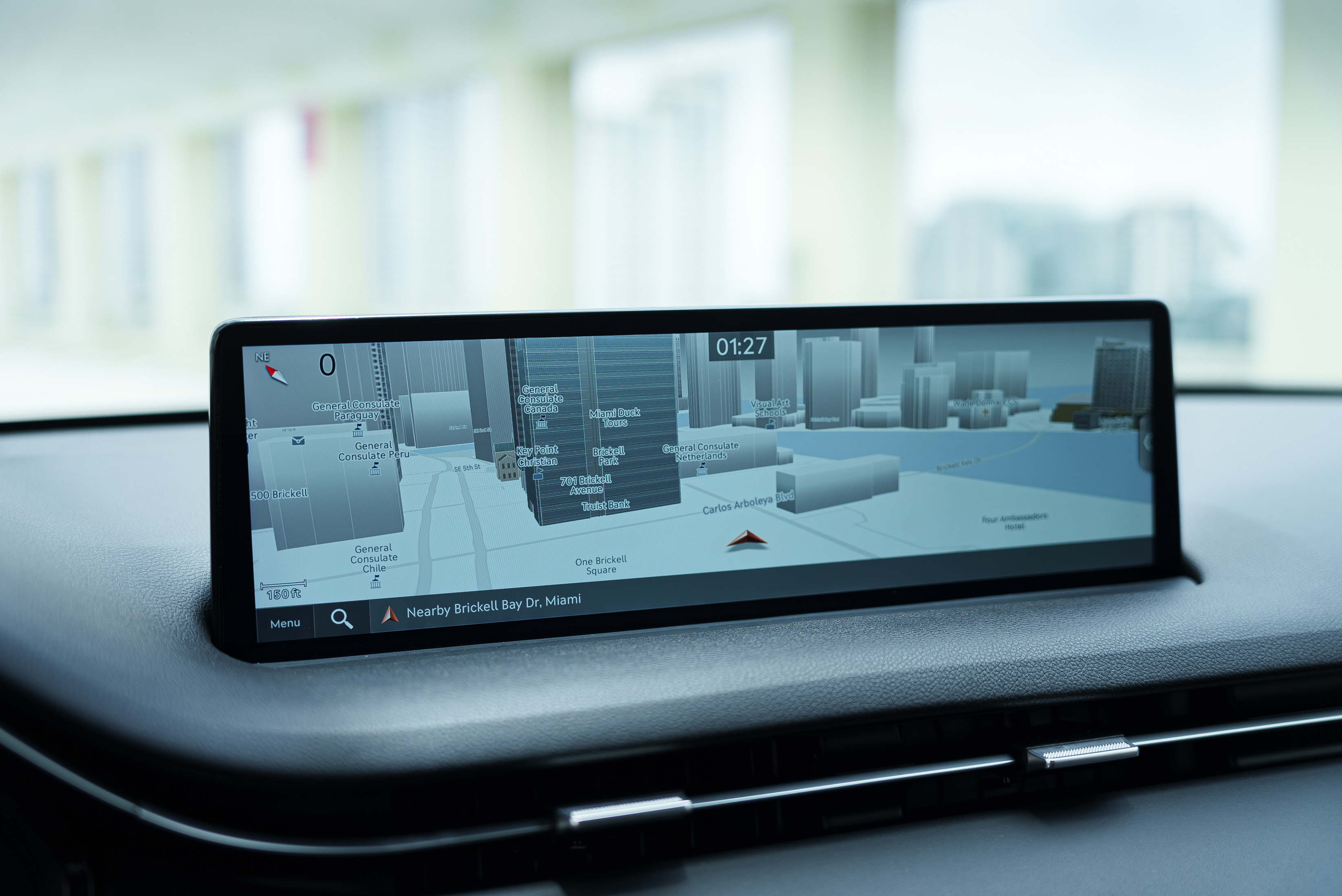 Genesis GV70 Black — photo 8