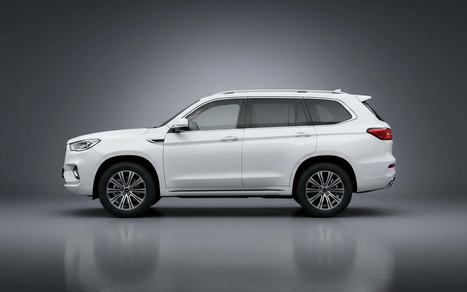 Haval H9 White 2025 — exterior rear view