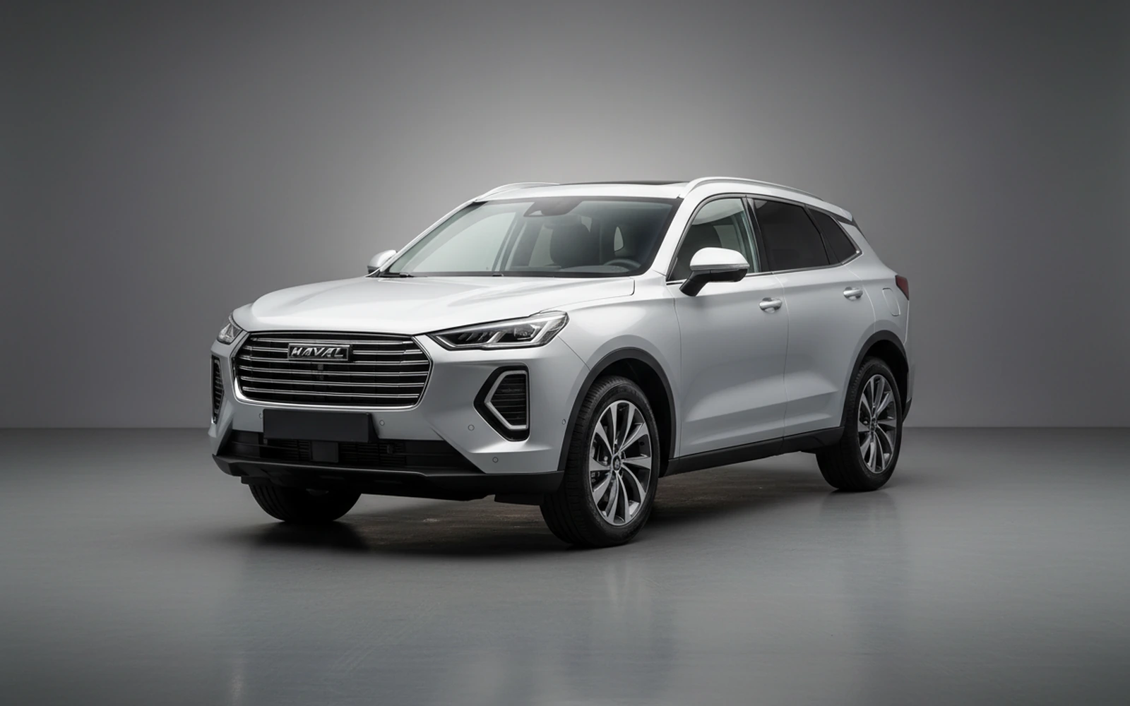 Haval Jolion Silver 2025 for rent in Miami — exterior front view