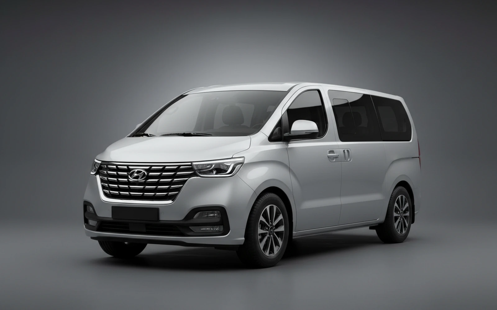 Hyundai Staria Silver 2023 for rent in Miami — exterior front view