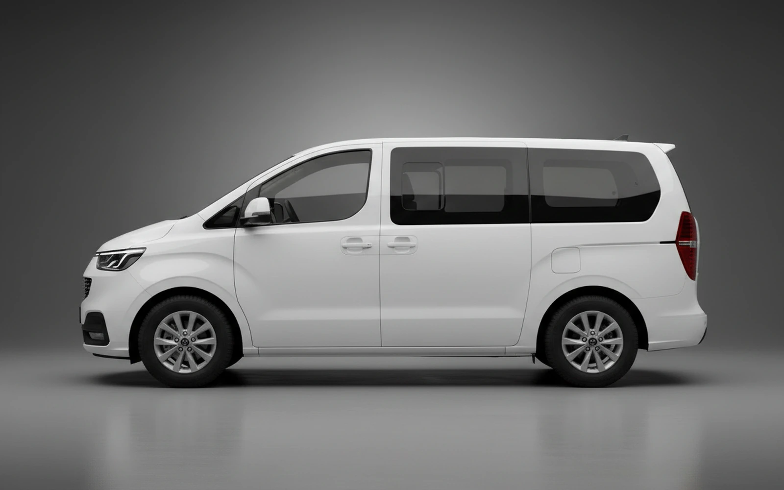 Hyundai Staria Blanco 2023 — exterior rear view