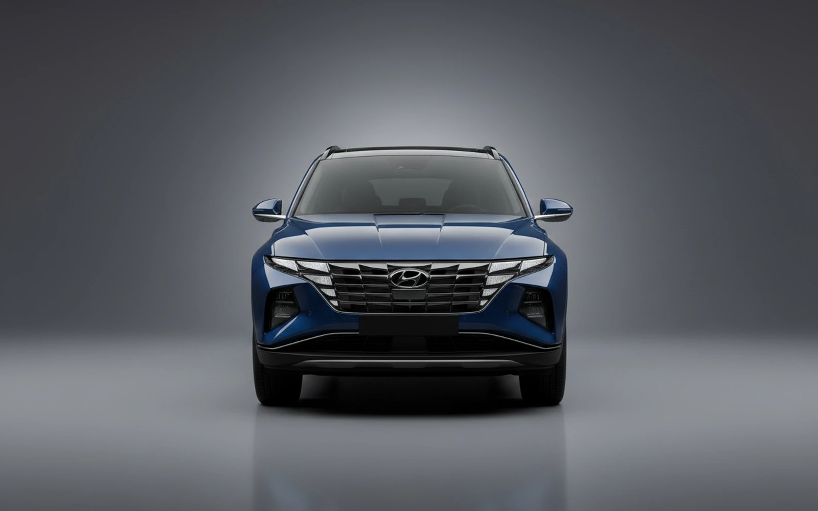 Hyundai Tucson Blue 2025 — exterior side view