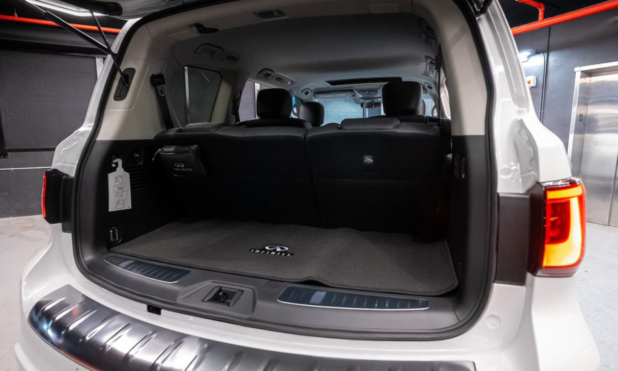 Infiniti QX80 Black 2024 — photo 7