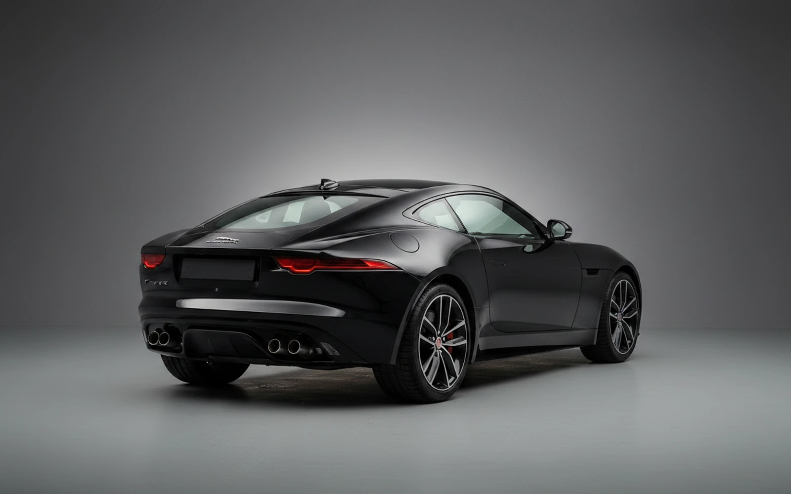 Jaguar F Type Negro 2022 — interior dashboard