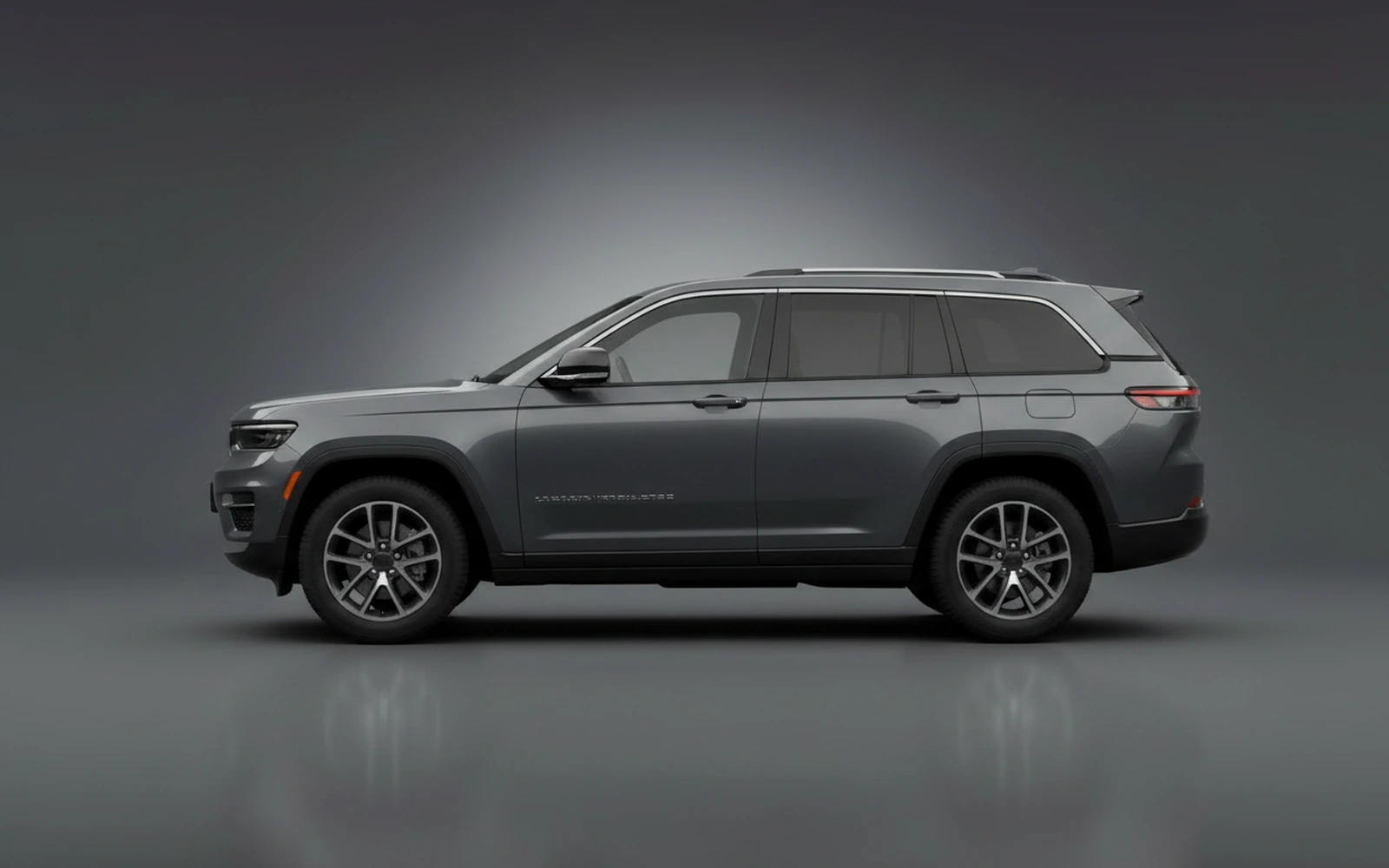 Jeep Grand Cherokee Grey 2025 — exterior rear view