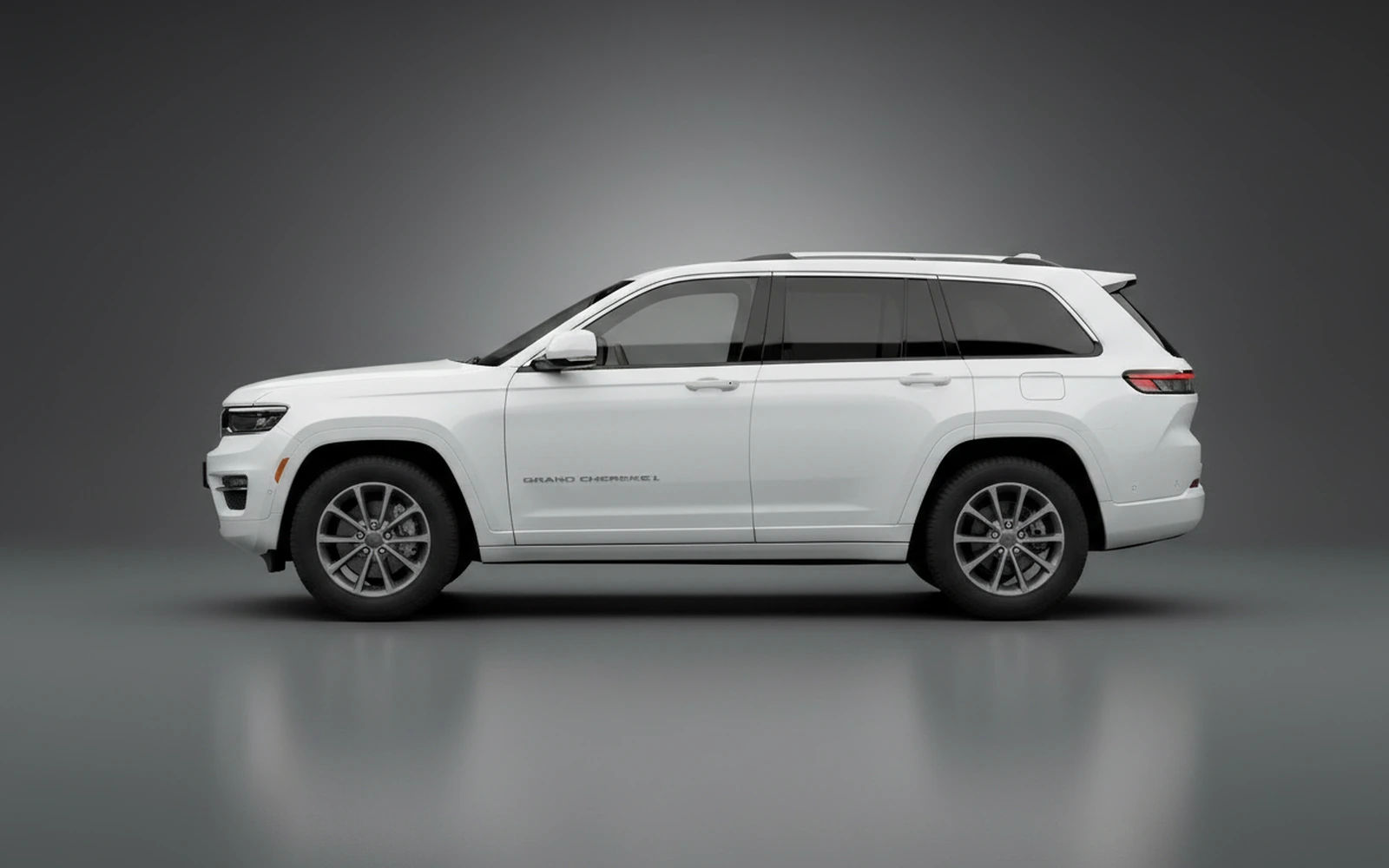 Jeep Grand Cherokee White 2023 — exterior rear view