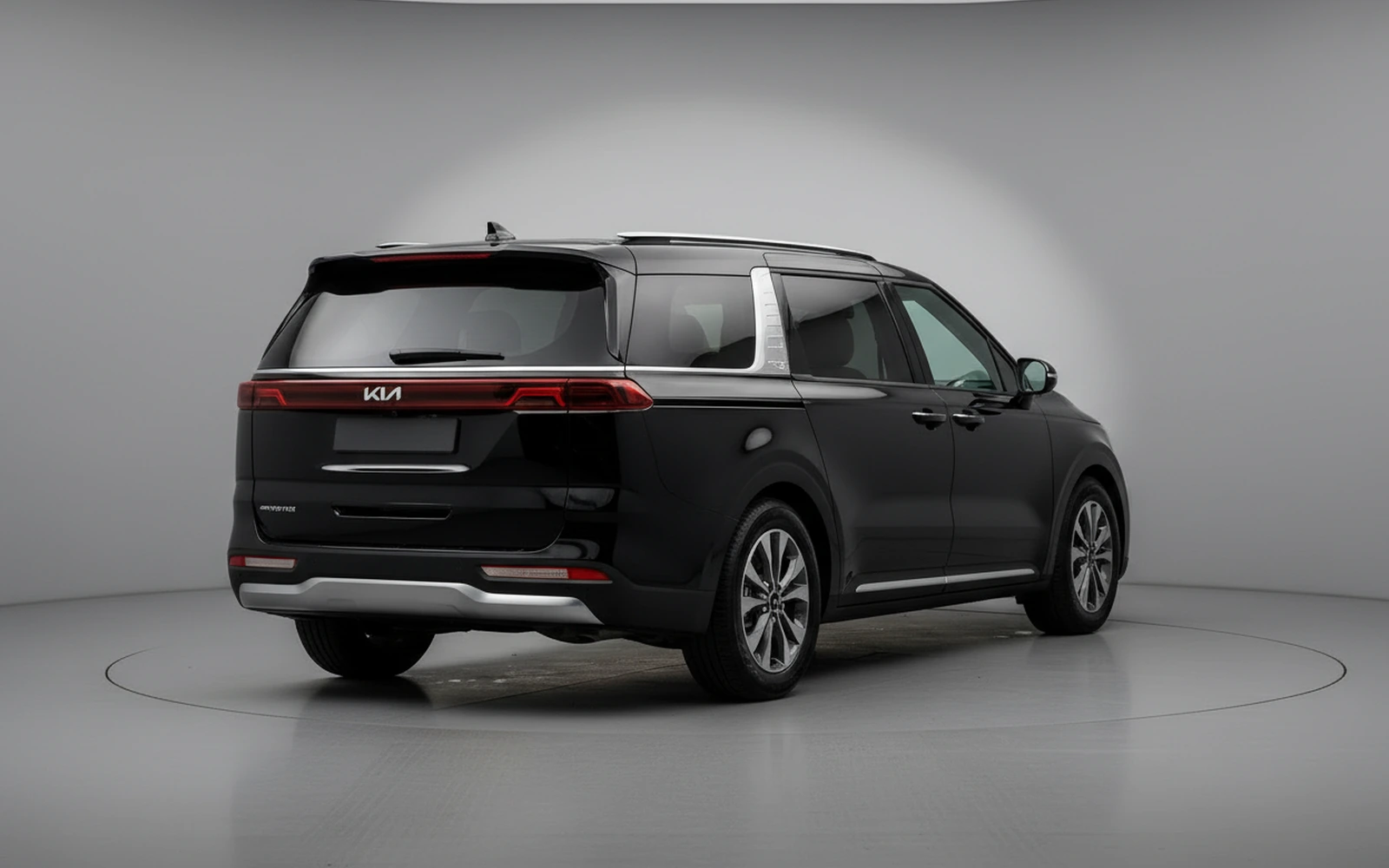 Kia Carnival Grey Blue Negro 2023 — interior dashboard