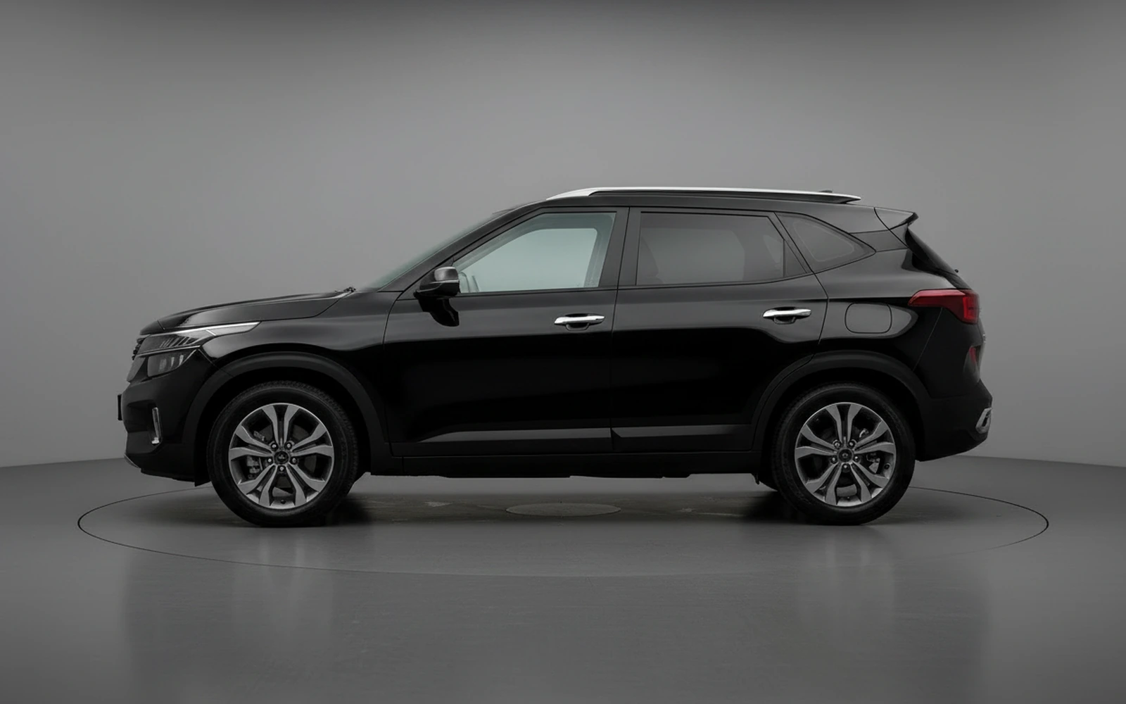 Kia Seltos Black 2026 — exterior rear view