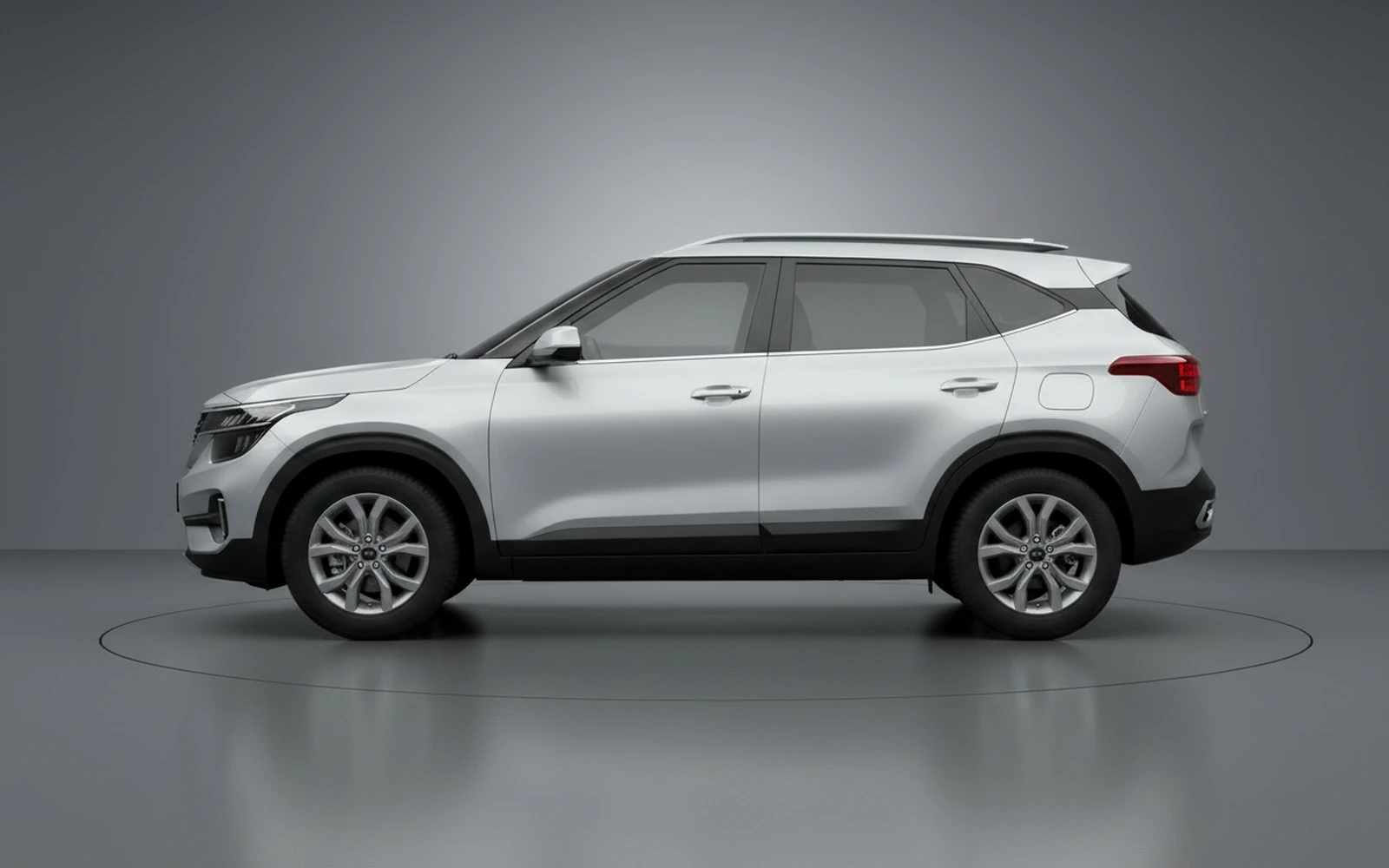 Kia Seltos Silver 2026 — exterior rear view