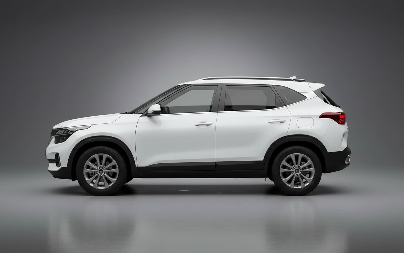 Kia Seltos White 2026 — exterior rear view