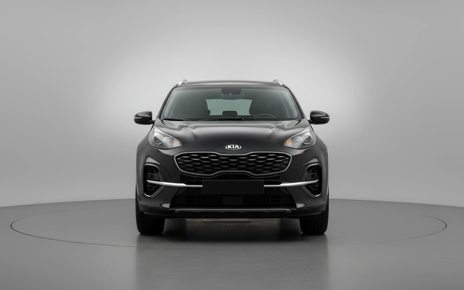 Kia Sportage Black 2025 — exterior side view