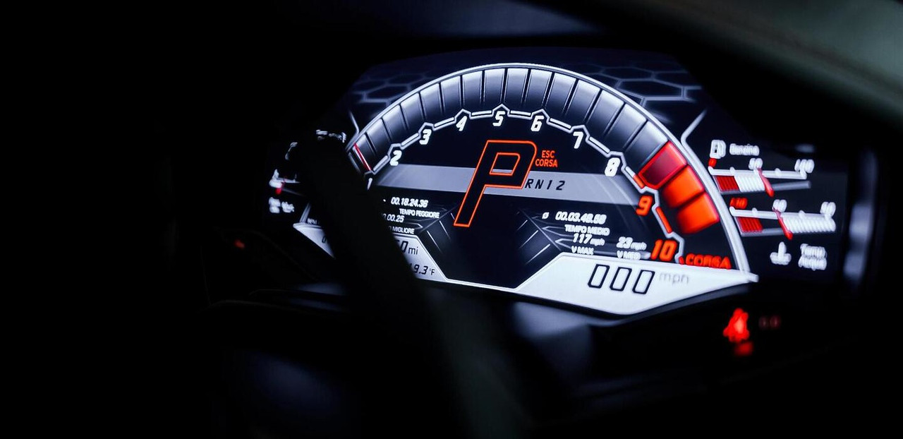 Lamborghini Huracan EVO Yellow 2021 — photo 8