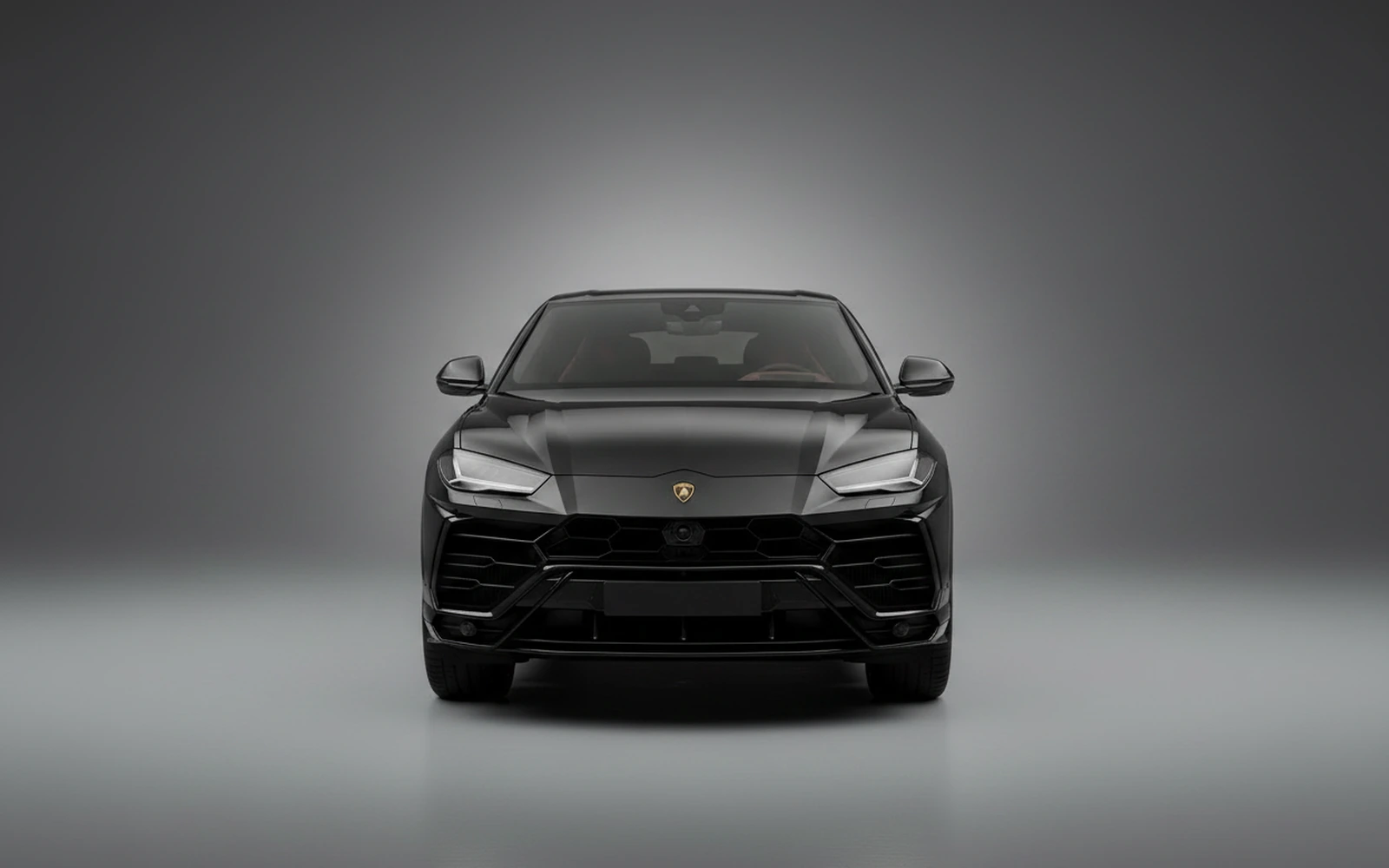 Lamborghini Urus Black 2021 — exterior side view