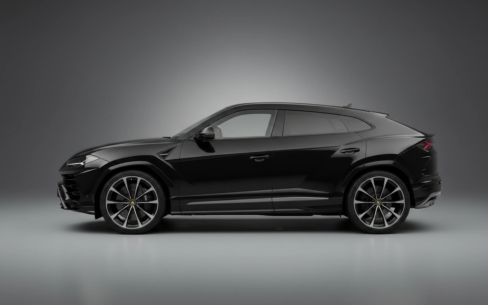 Lamborghini Urus Black 2021 — exterior rear view