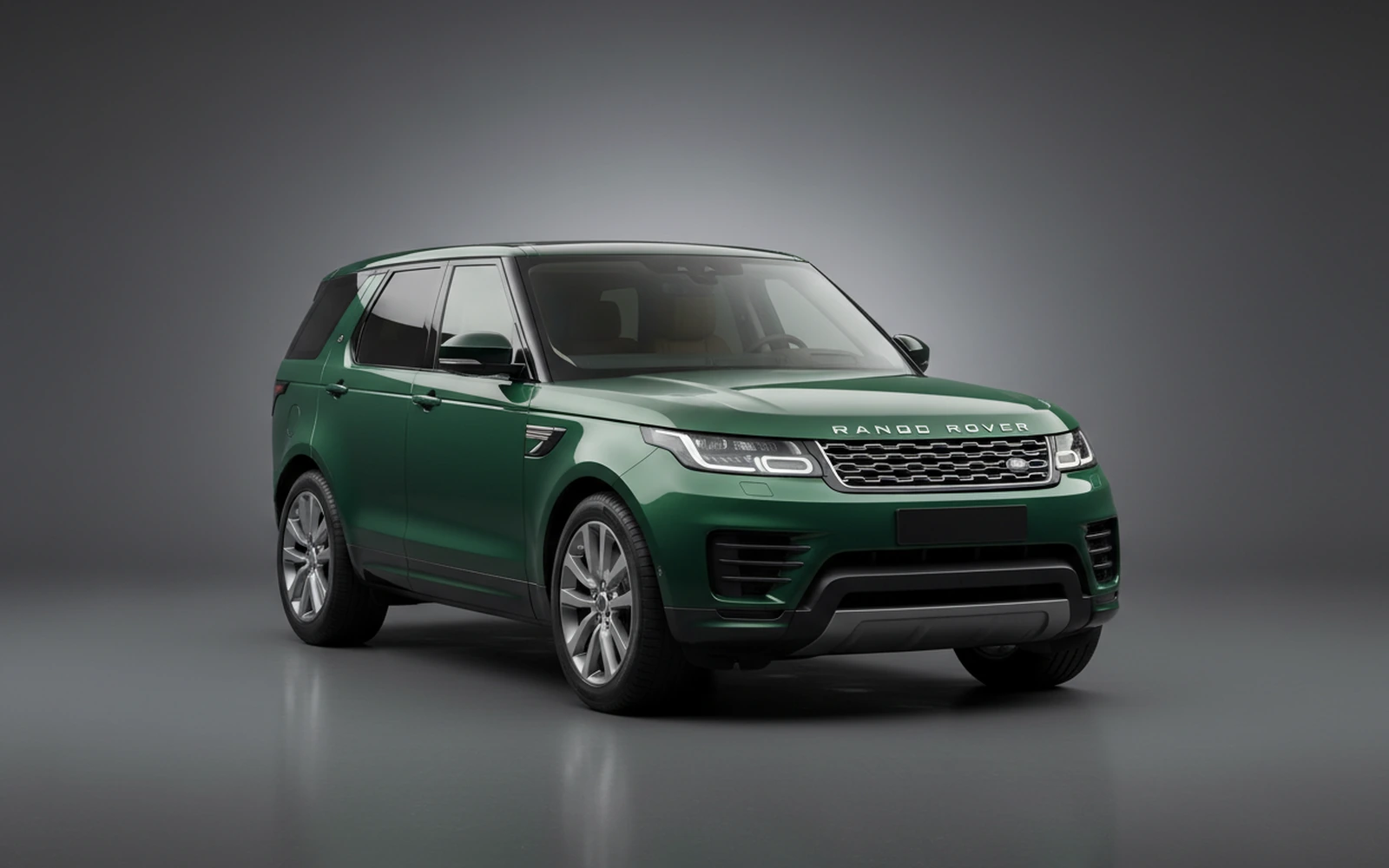 Land Rover Hse Green 2023 for rent in Miami — exterior photo