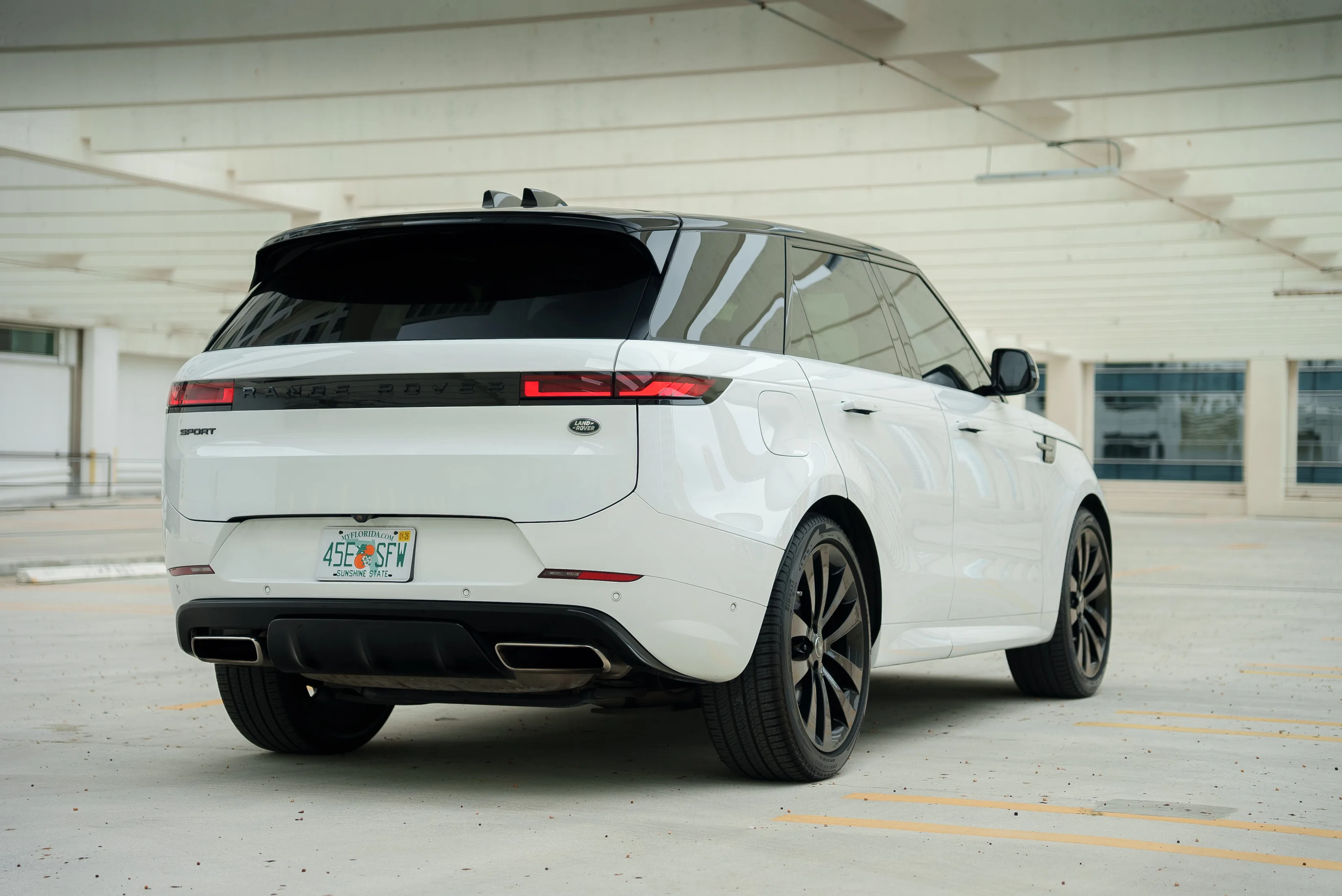 Land Rover Range Rover Sport White — photo 6