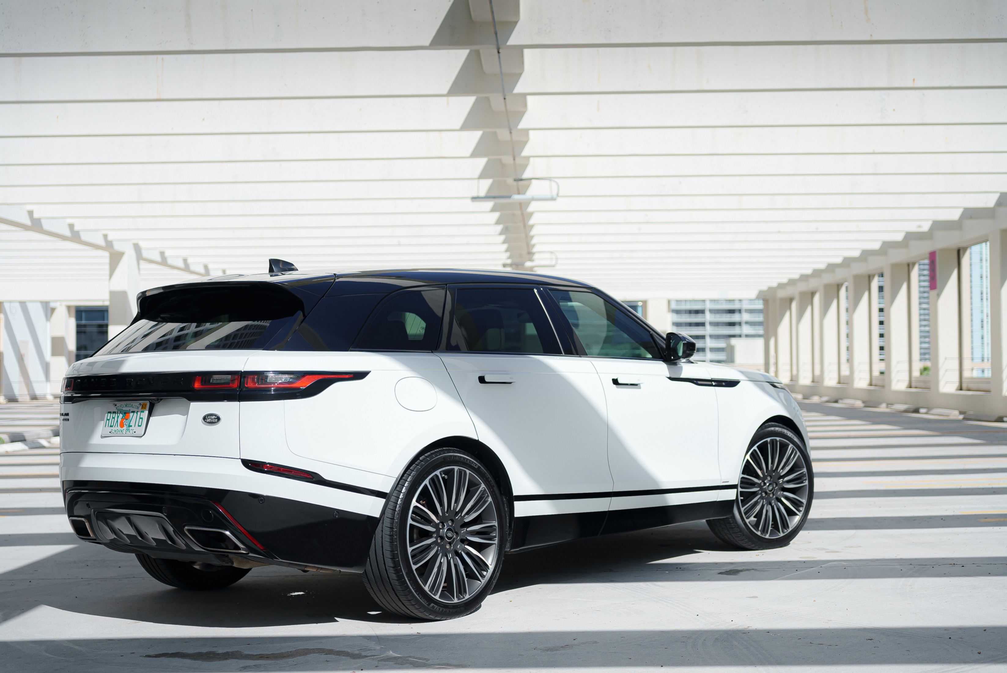Land Rover Range Rover Velar Grey — exterior rear view