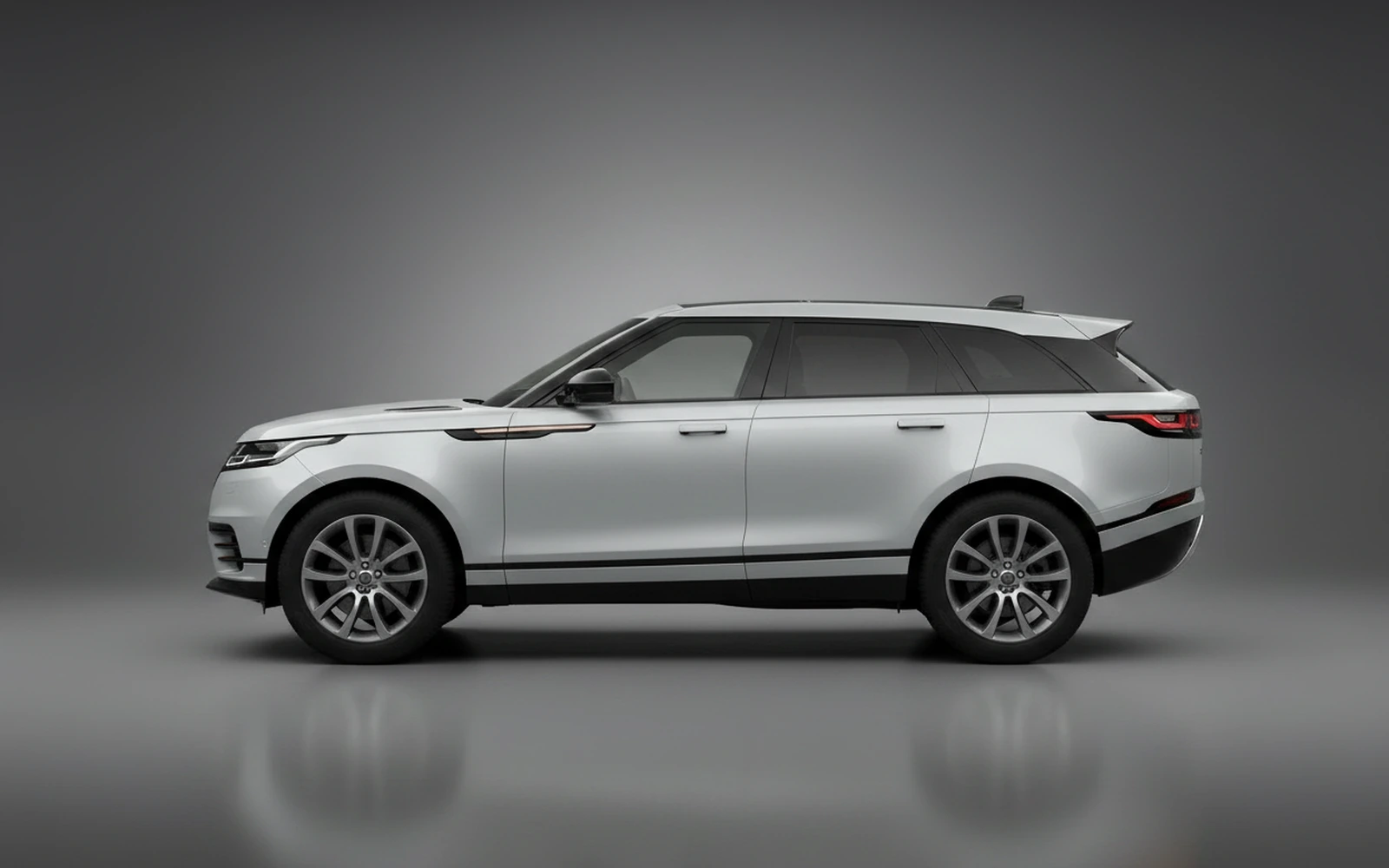 Land Rover Range Rover Velar Plata 2022 — exterior rear view