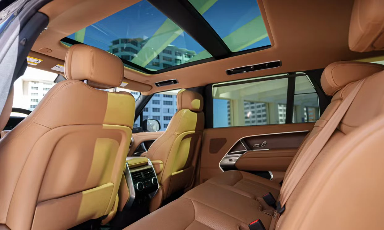 Land Rover Range Rover Black — photo 10