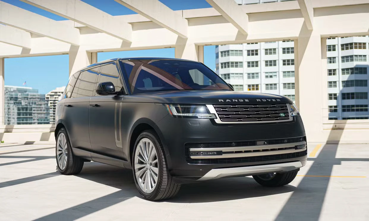 Land Rover Range Rover Black — photo 11