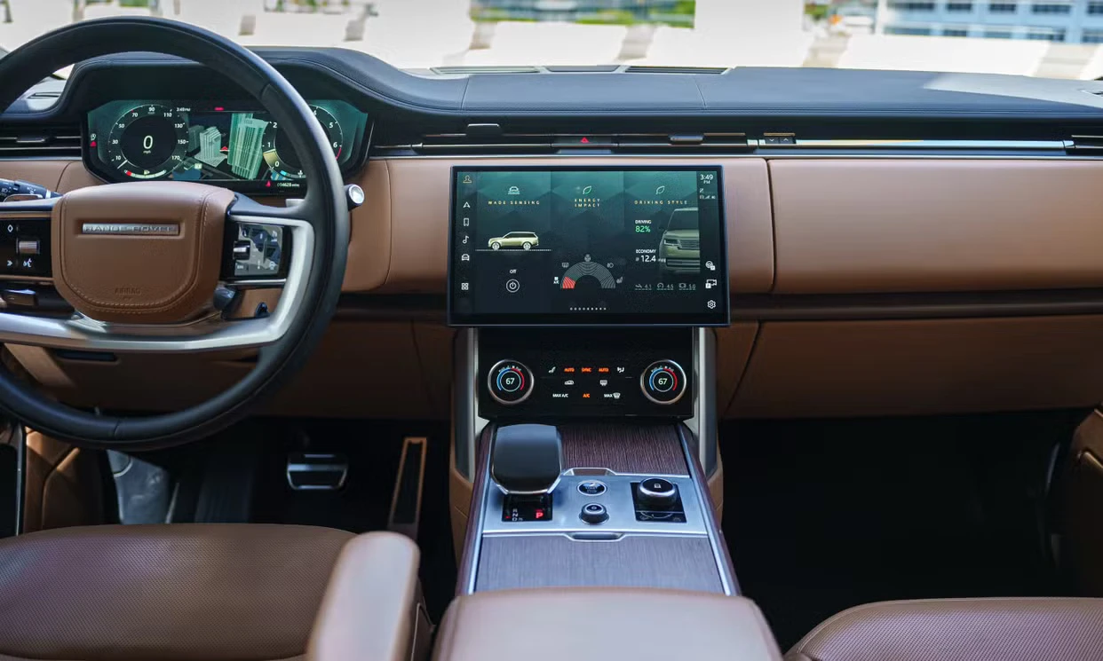 Land Rover Range Rover Black — exterior rear view