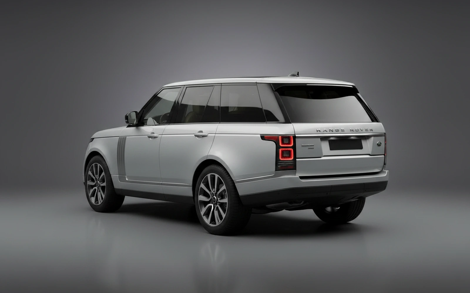 Land Rover Range Rover Silver 2022 — interior dashboard