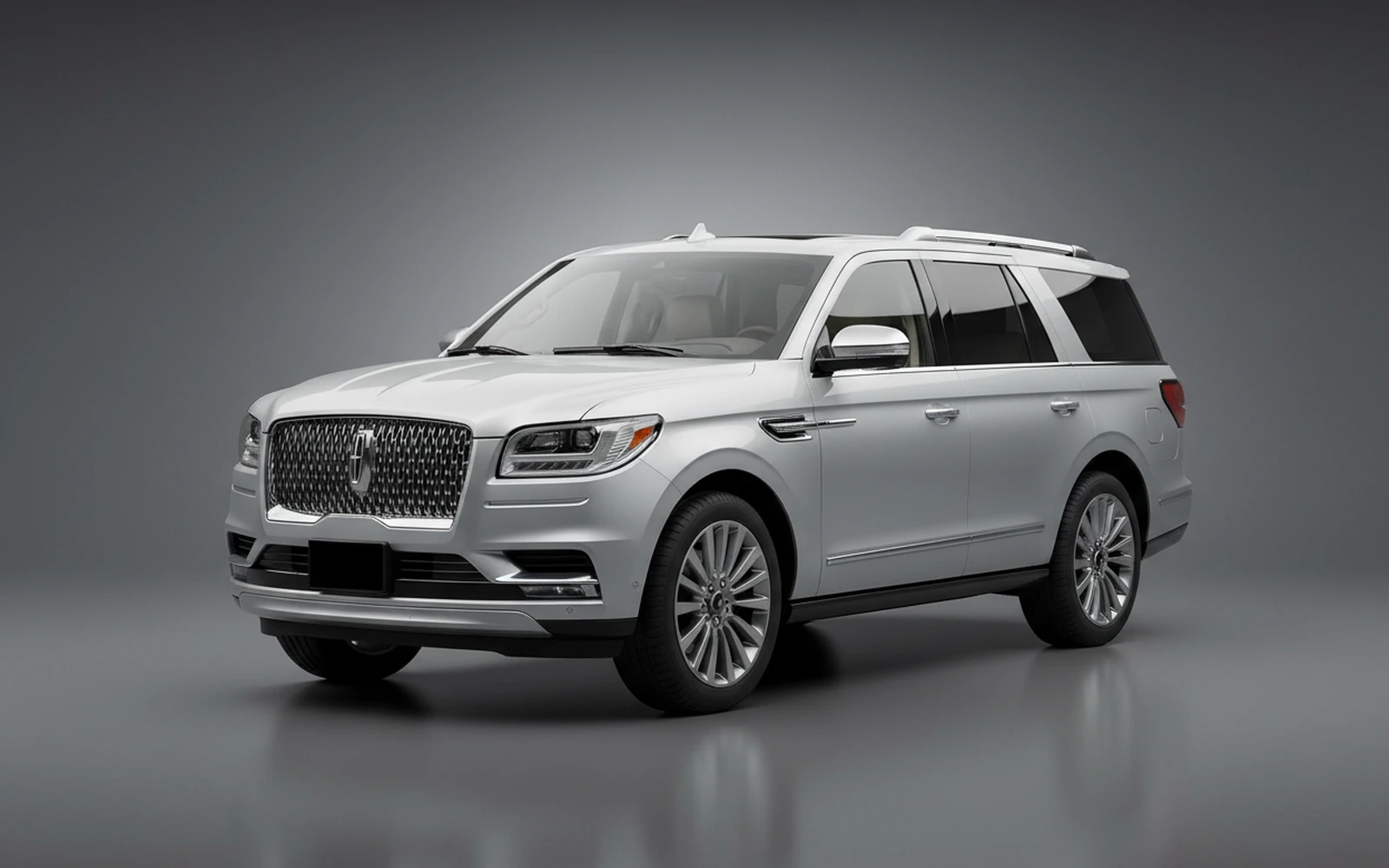 Lincoln Lincoln Navigator Silver 2022 for rent in Miami — exterior photo