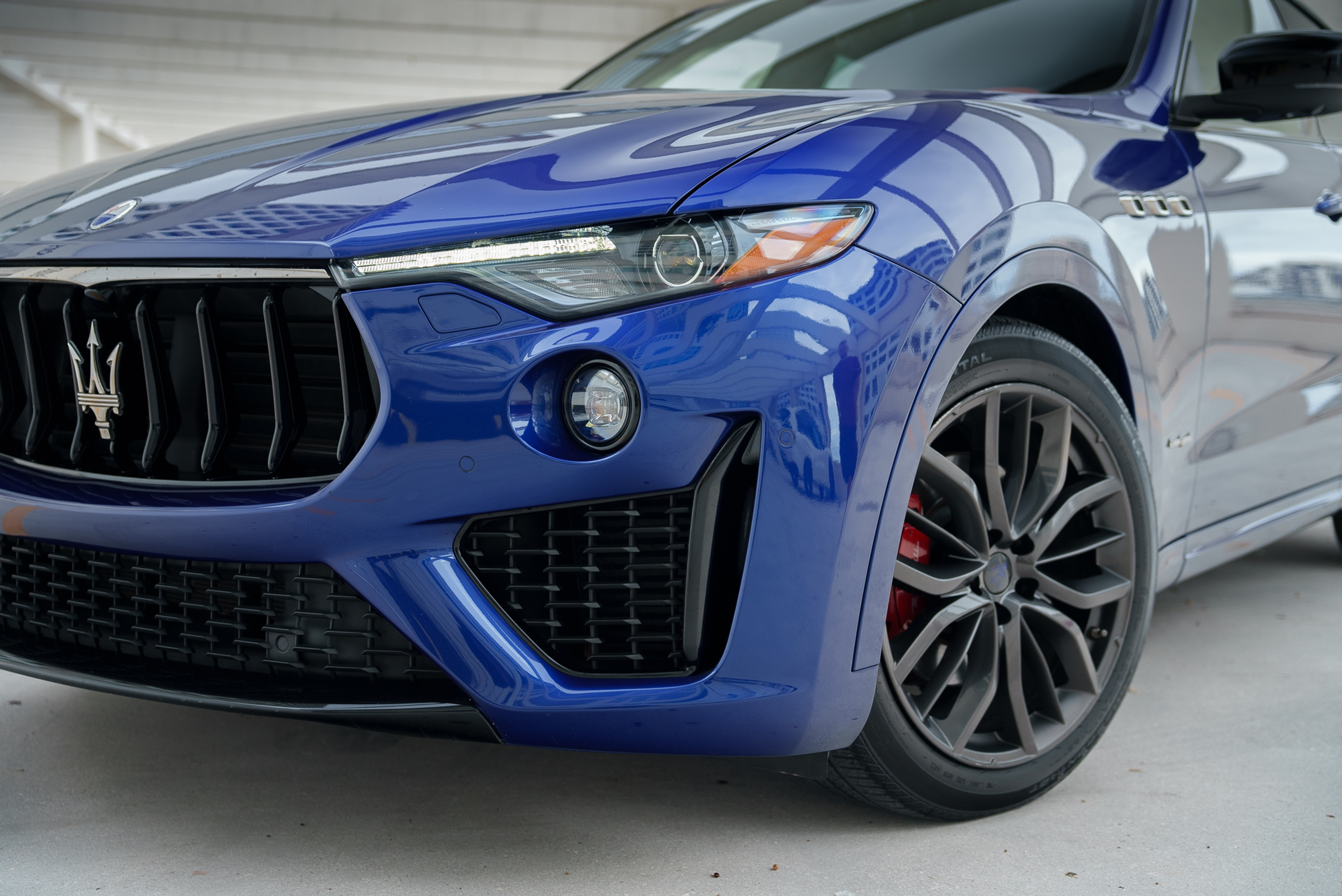 Maserati Levante Blue 2019 — photo 7