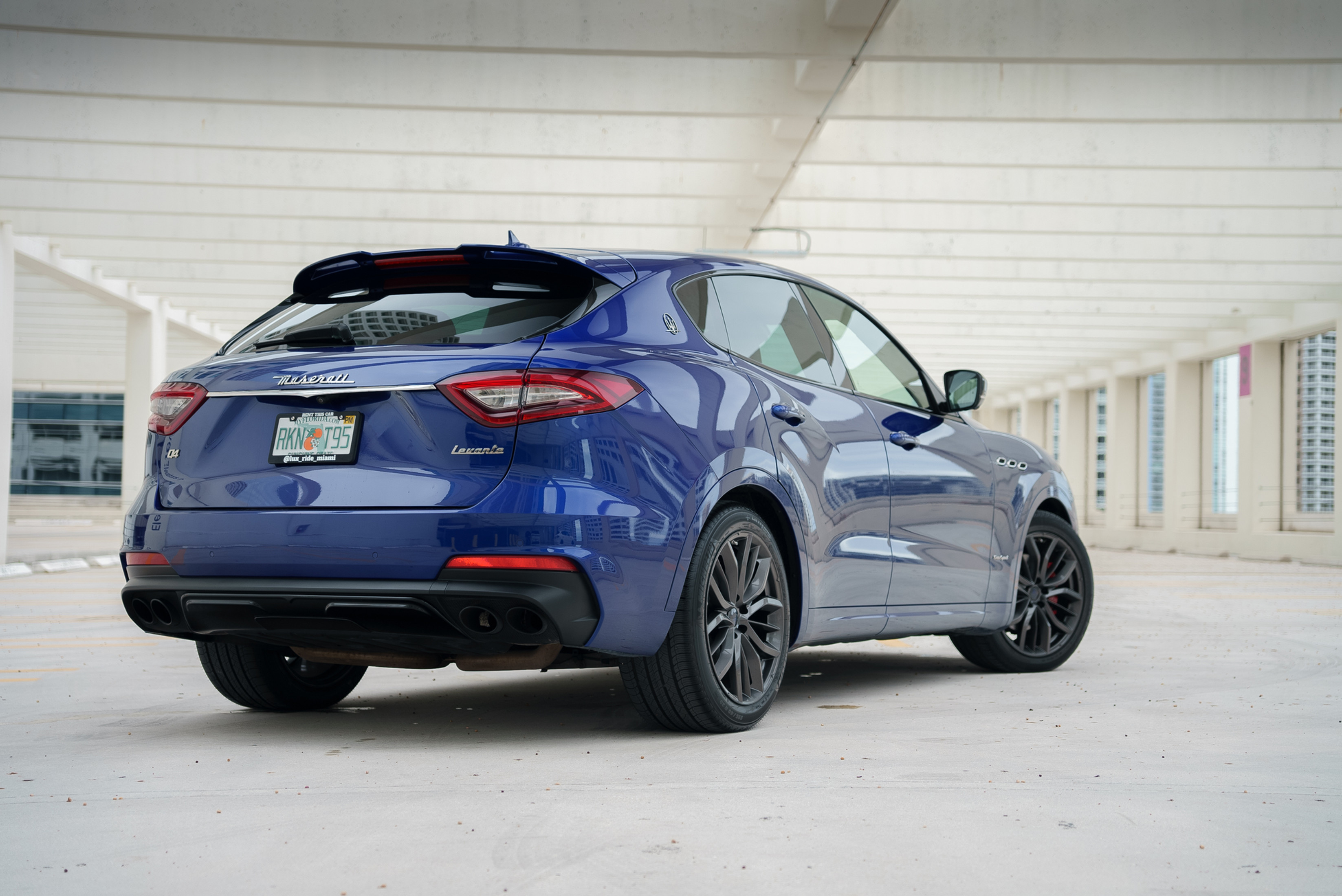 Maserati Levante Blue 2019 — photo 11
