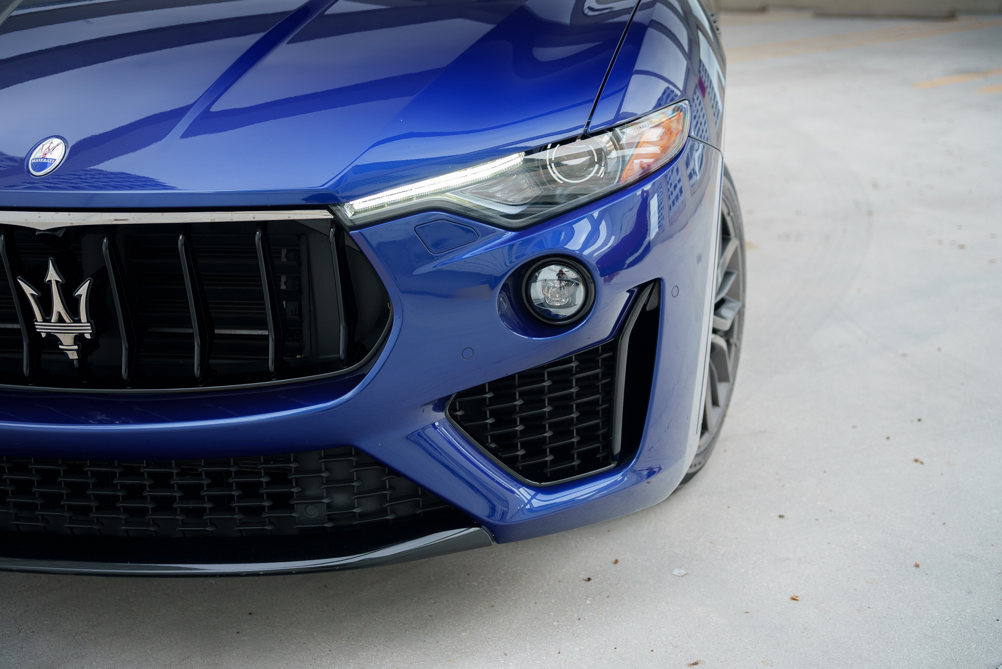 Maserati Levante Blue 2019 — exterior rear view