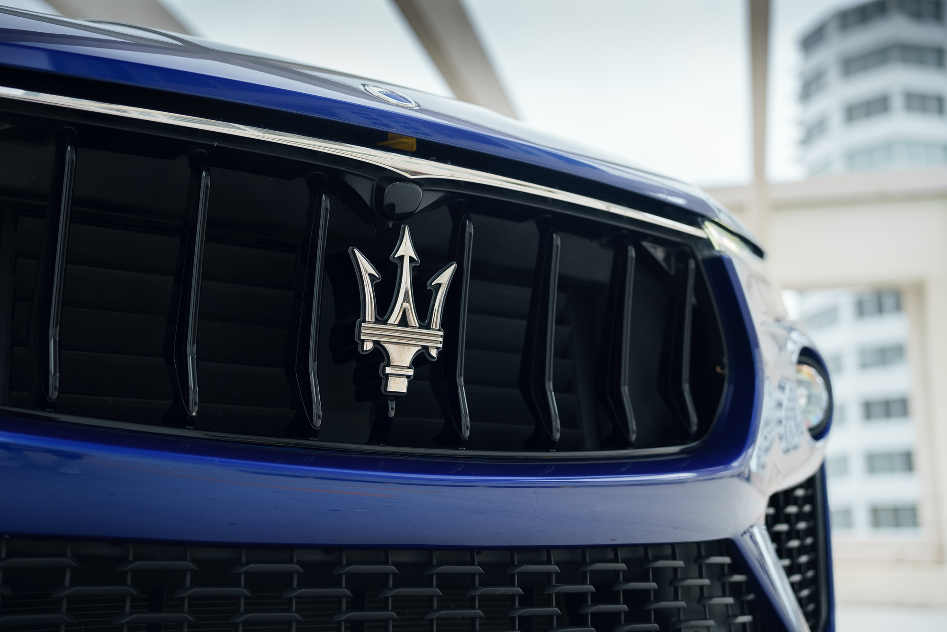 Maserati Levante Blue 2019 — interior seats