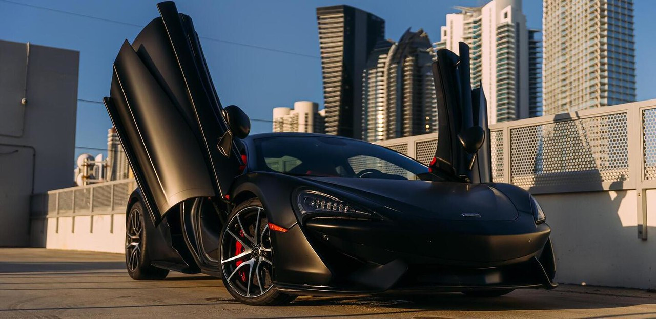 McLaren 570S Silver 2016 — photo 9