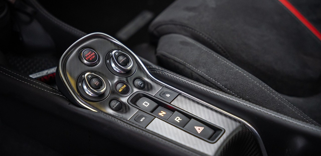 McLaren 570S Silver 2016 — photo 13