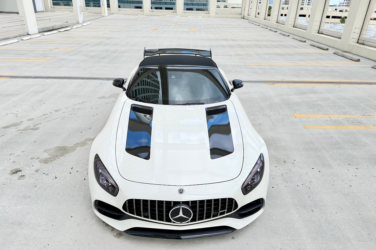 Mercedes-Benz AMG GT White 2022 — exterior side view