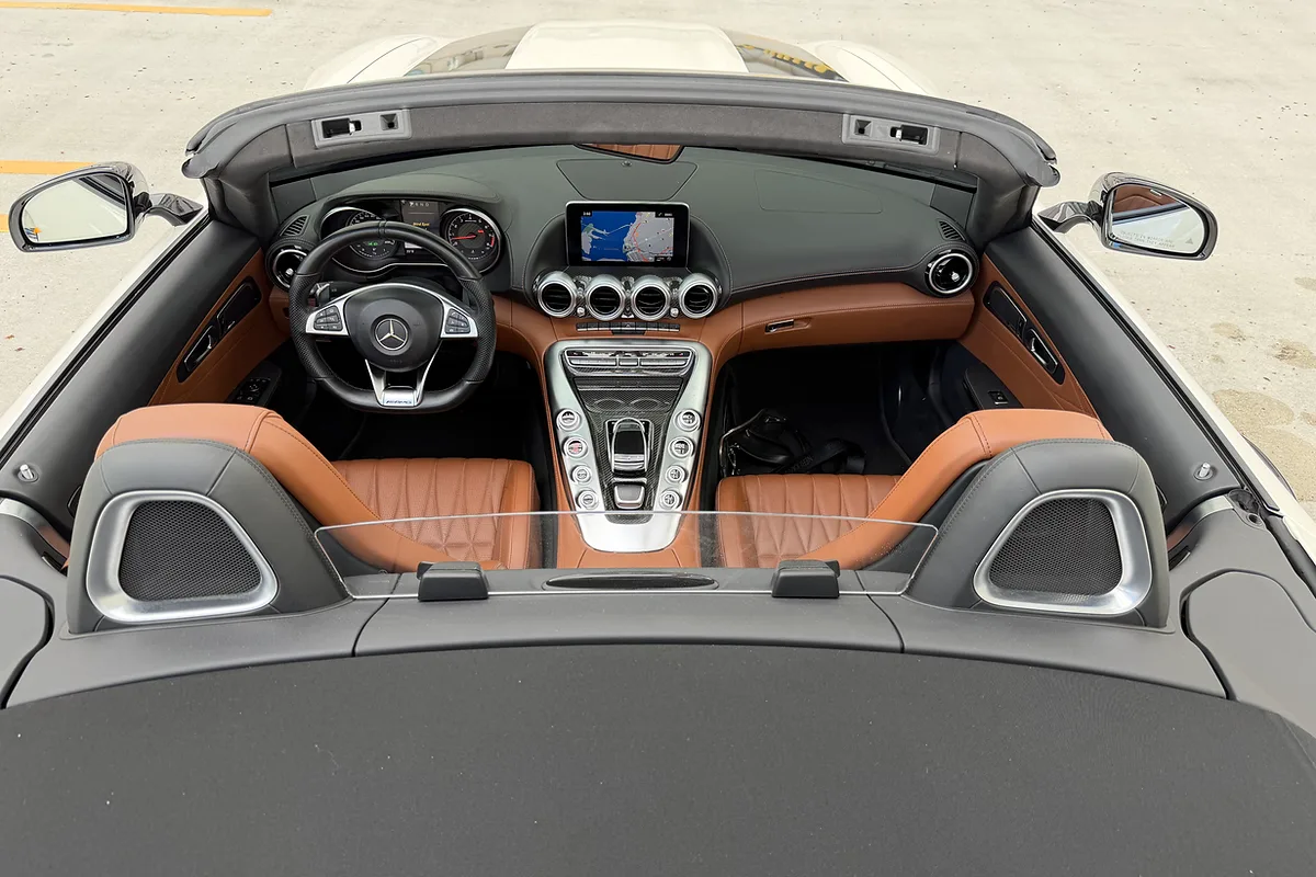 Mercedes-Benz AMG GT White 2022 — photo 10
