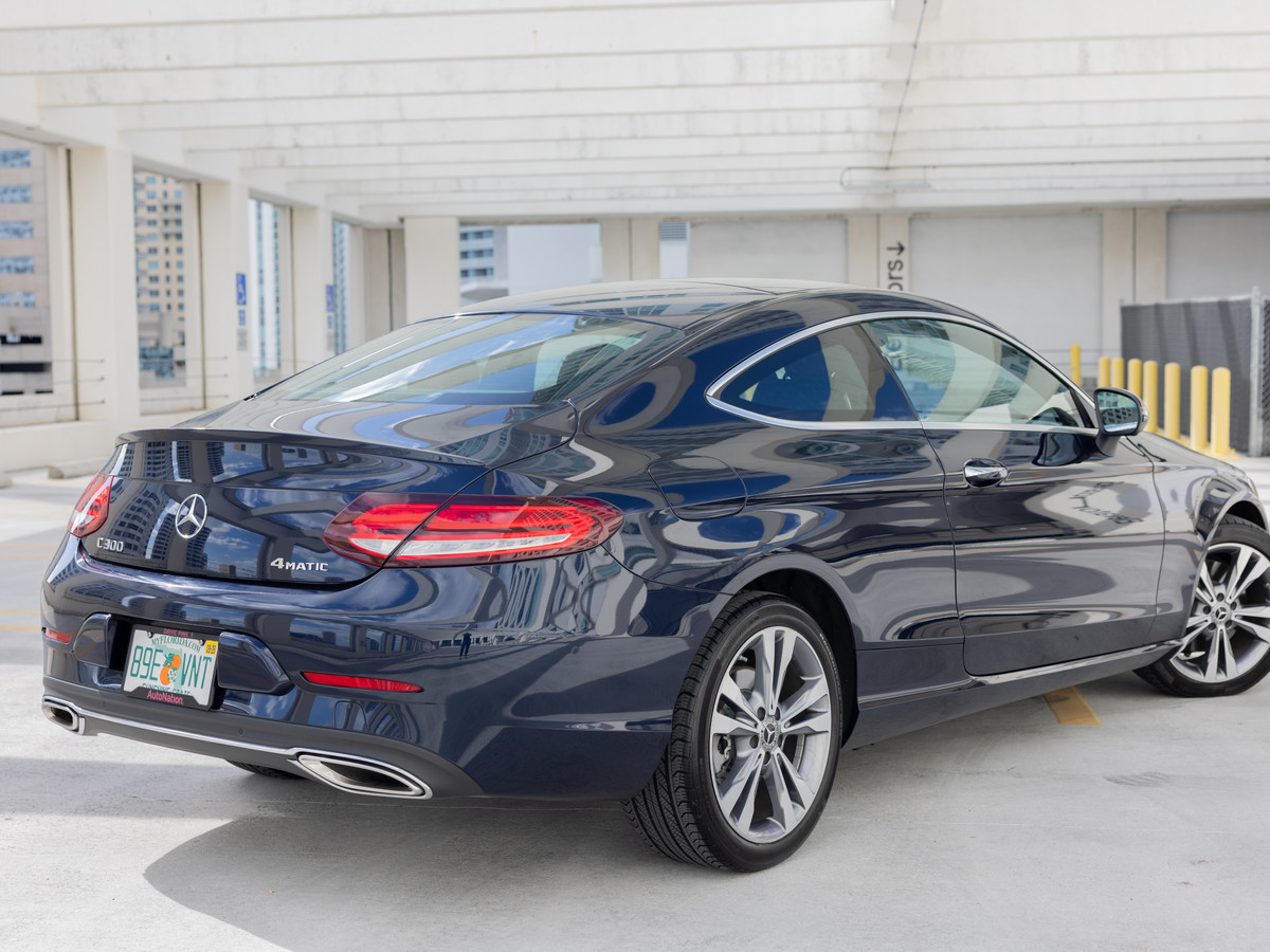 Mercedes-Benz C300 White — photo 6