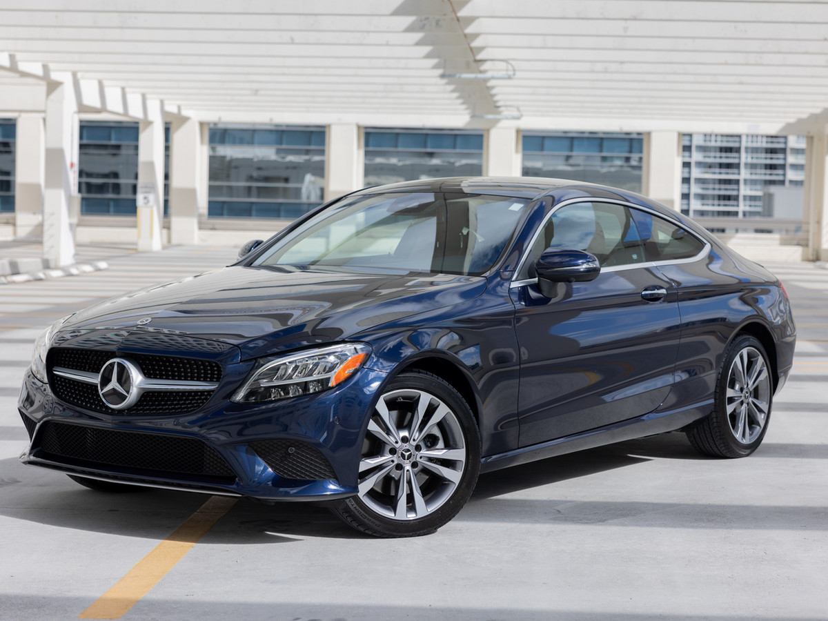 Mercedes-Benz C300 White for rent in Miami — exterior photo