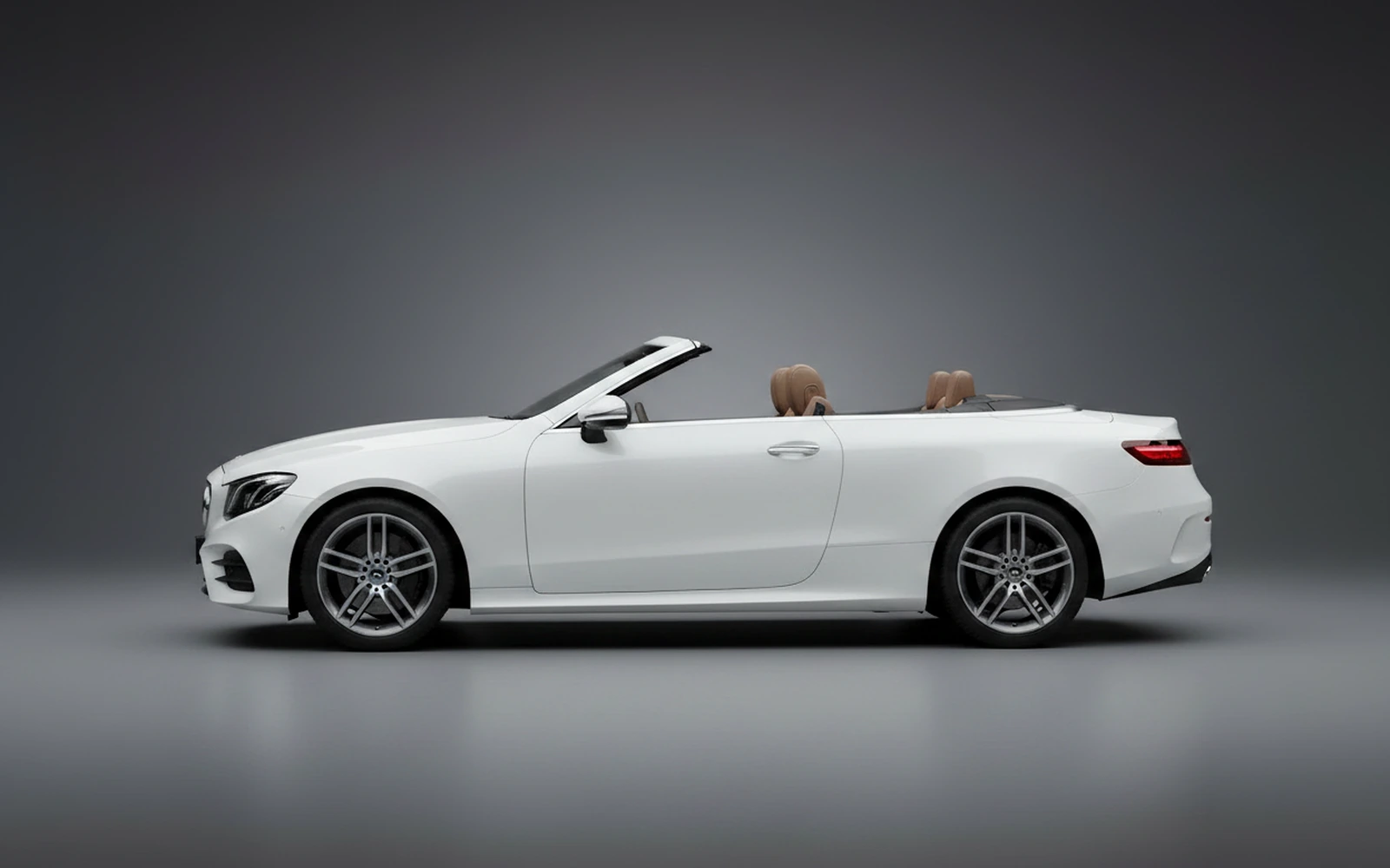 Mercedes-Benz E450 Convertible White 2023 — exterior rear view