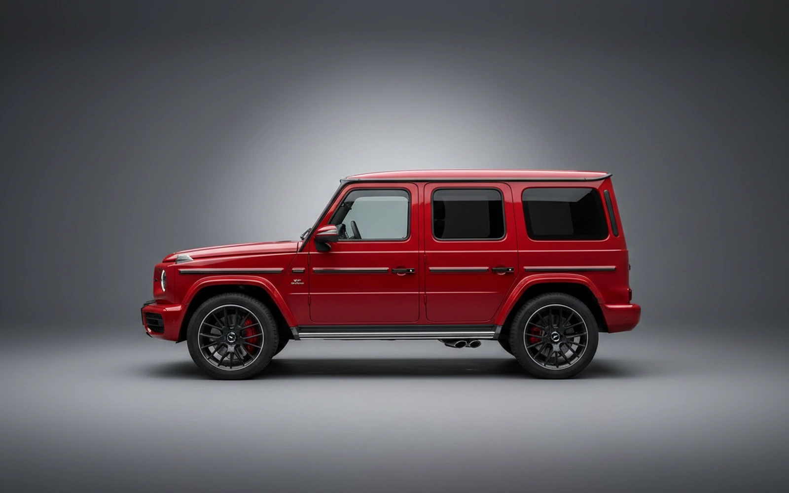 Mercedes-Benz G63 AMG Rojo 2025 — exterior rear view