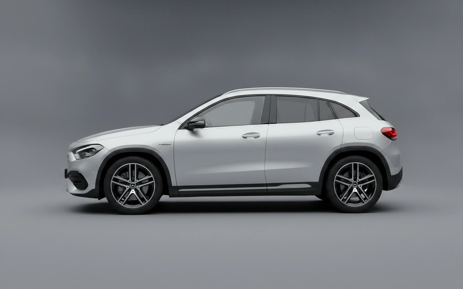 Mercedes-Benz GLA35 AMG Silver 2025 — exterior rear view