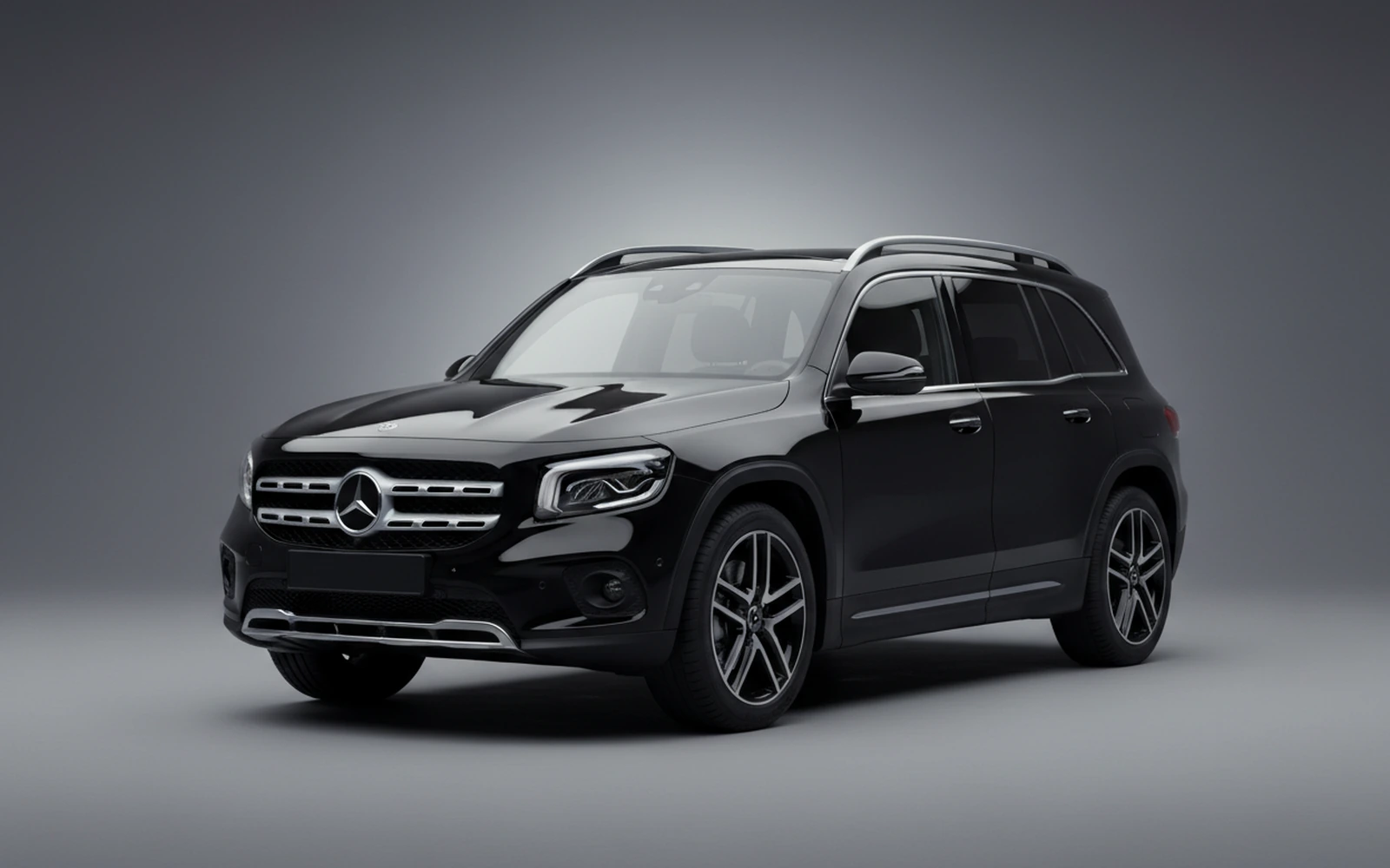 Mercedes-Benz Glb 250 Negro 2023 for rent in Miami — exterior front view