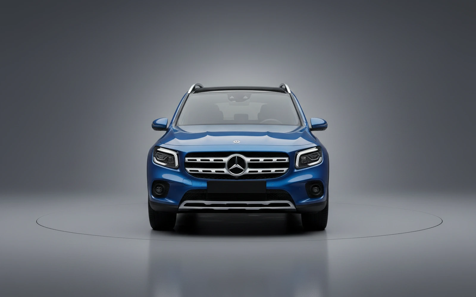 Mercedes-Benz Glb 250 Blue 2023 — exterior side view