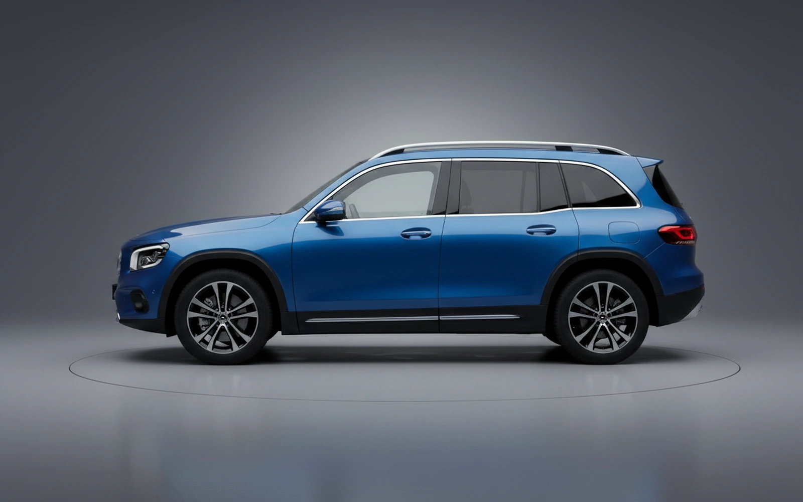 Mercedes-Benz Glb 250 Blue 2023 — exterior rear view