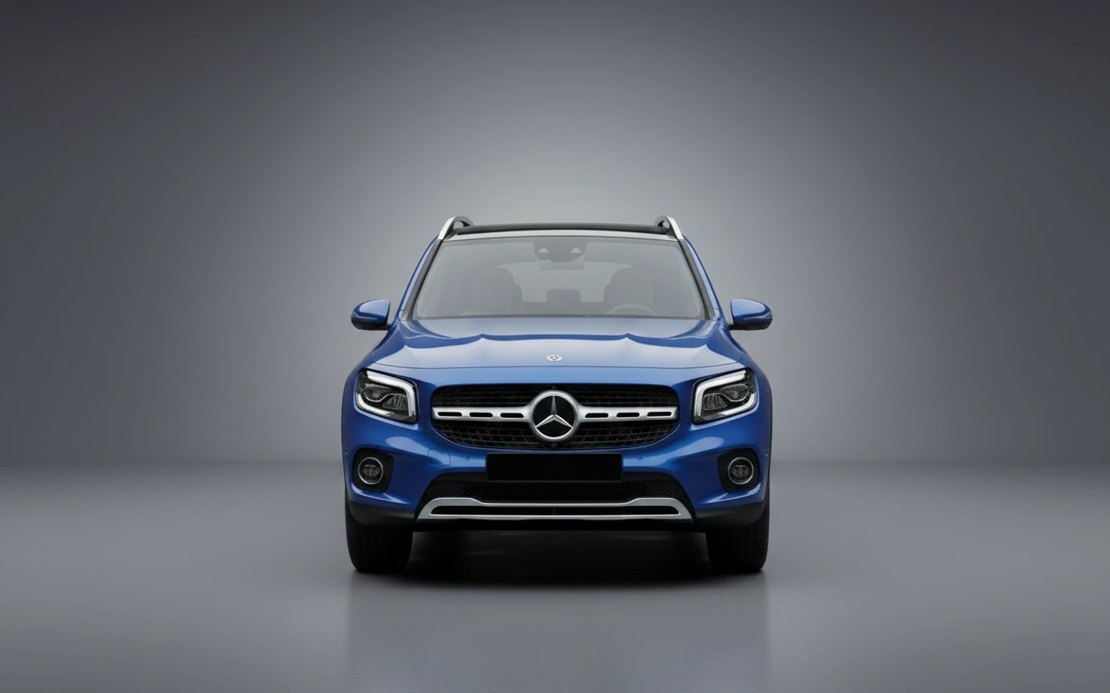 Mercedes-Benz Glb Blue 2025 — exterior side view