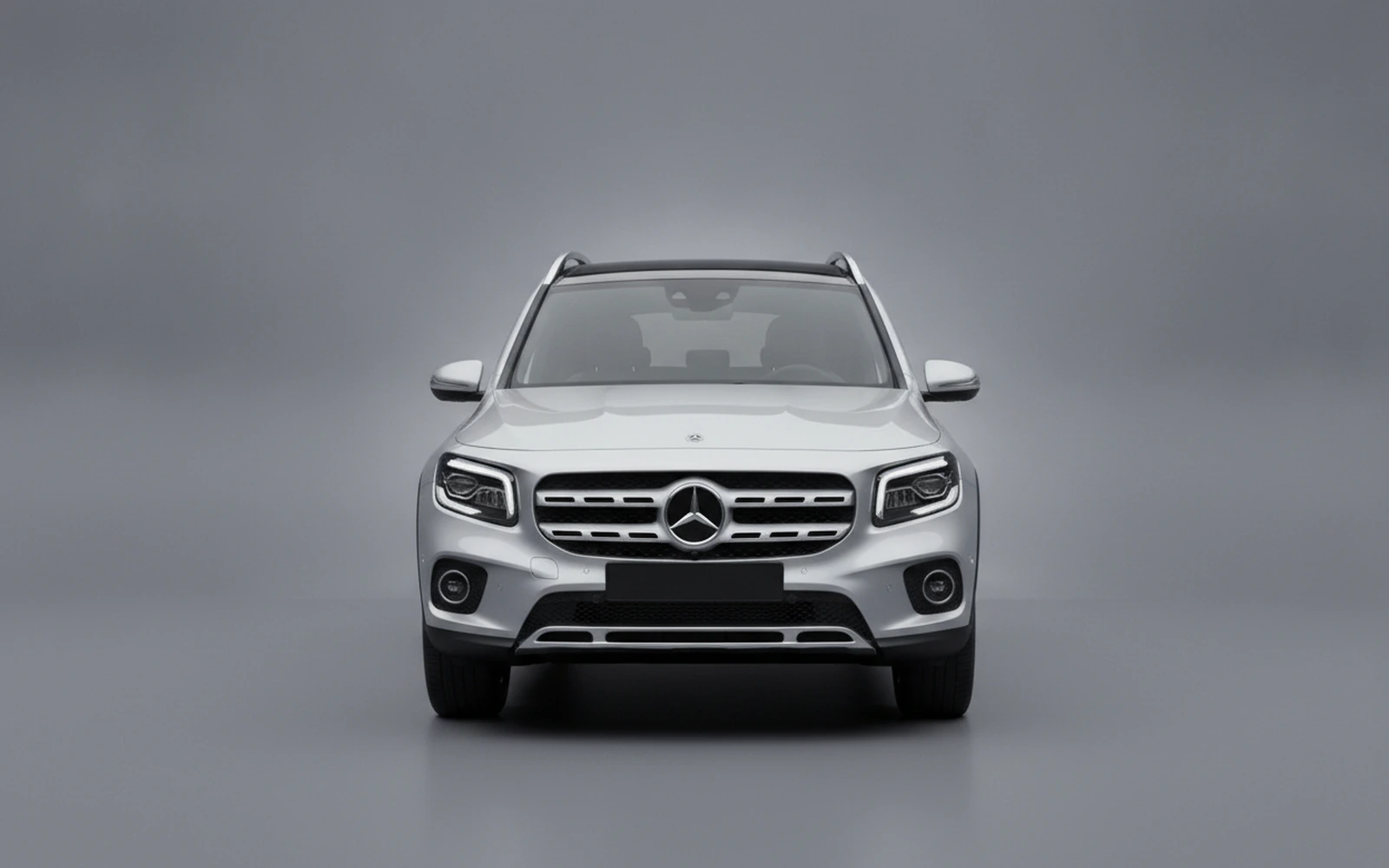 Mercedes-Benz Glb 250 Plata 2023 — exterior side view