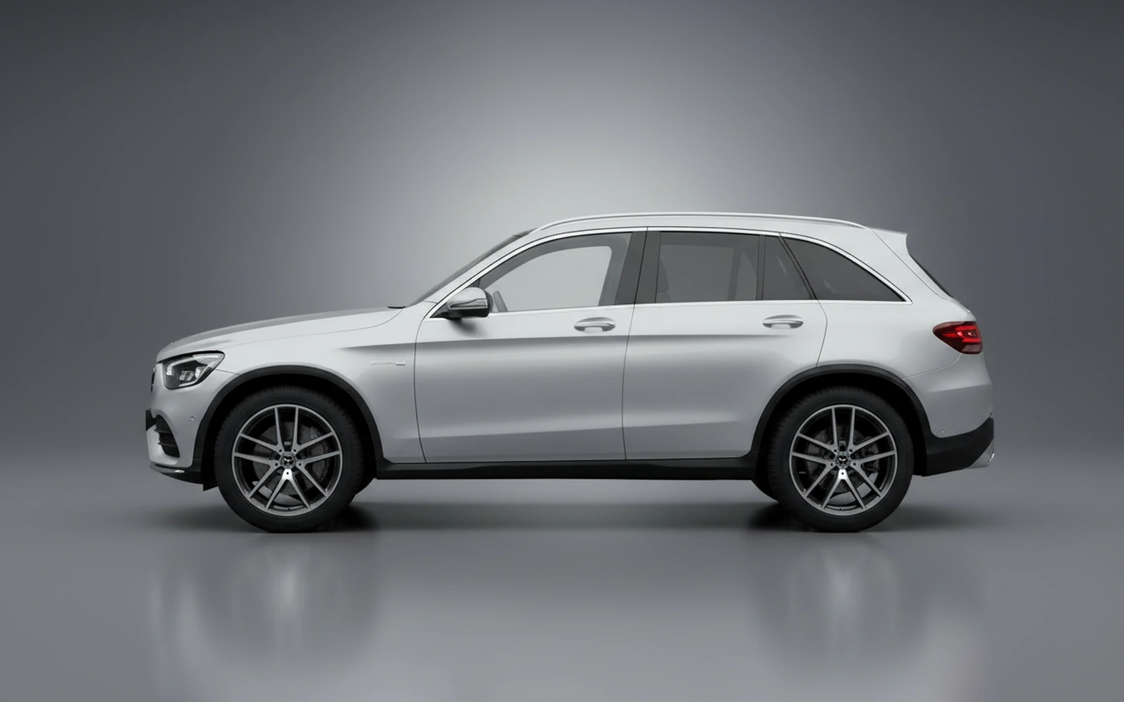 Mercedes-Benz GLC43 AMG Yellow Silver 2022 — exterior rear view