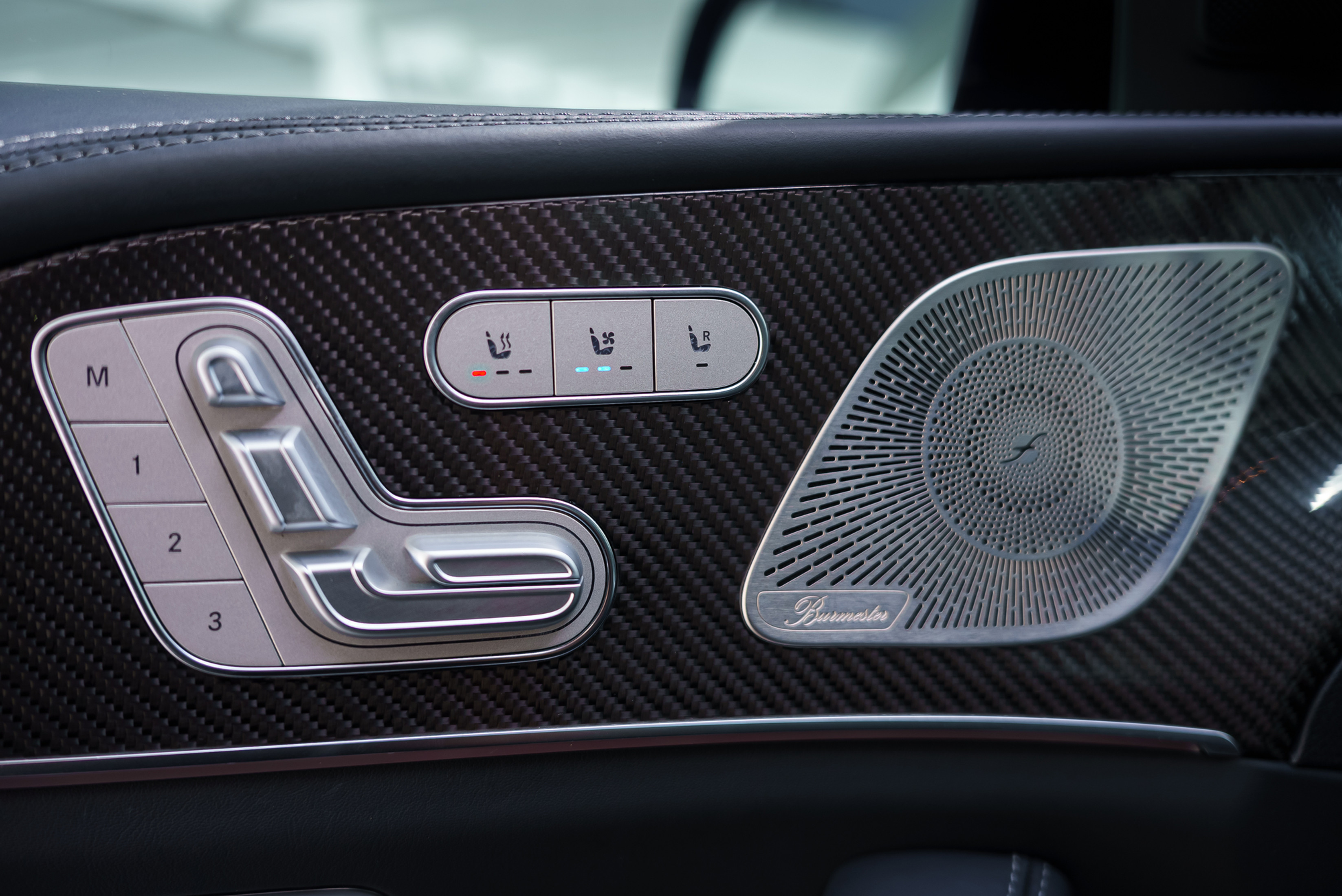 Mercedes-Benz GLS 63 AMG Black — photo 15