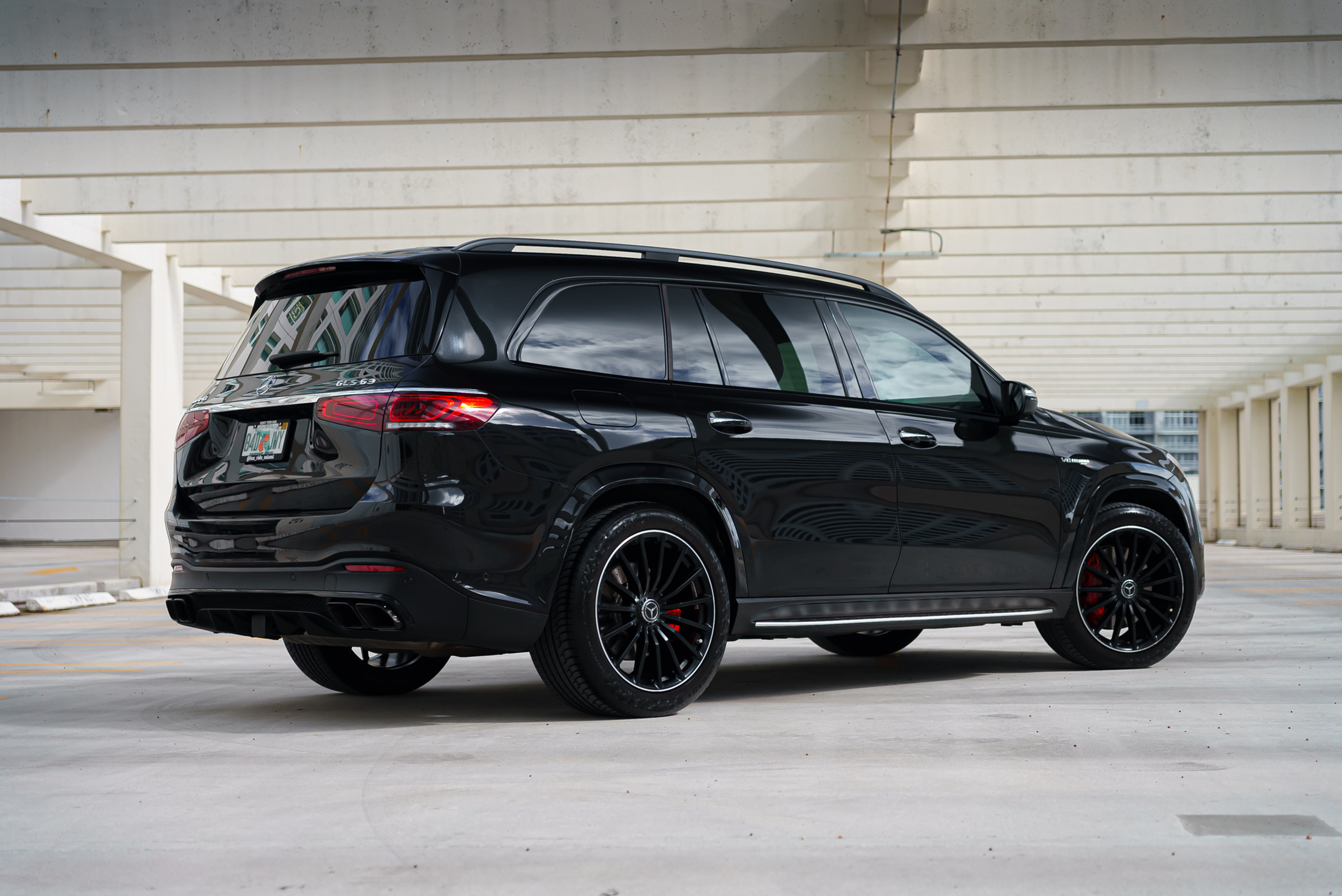 Mercedes-Benz GLS 63 AMG Black — photo 8
